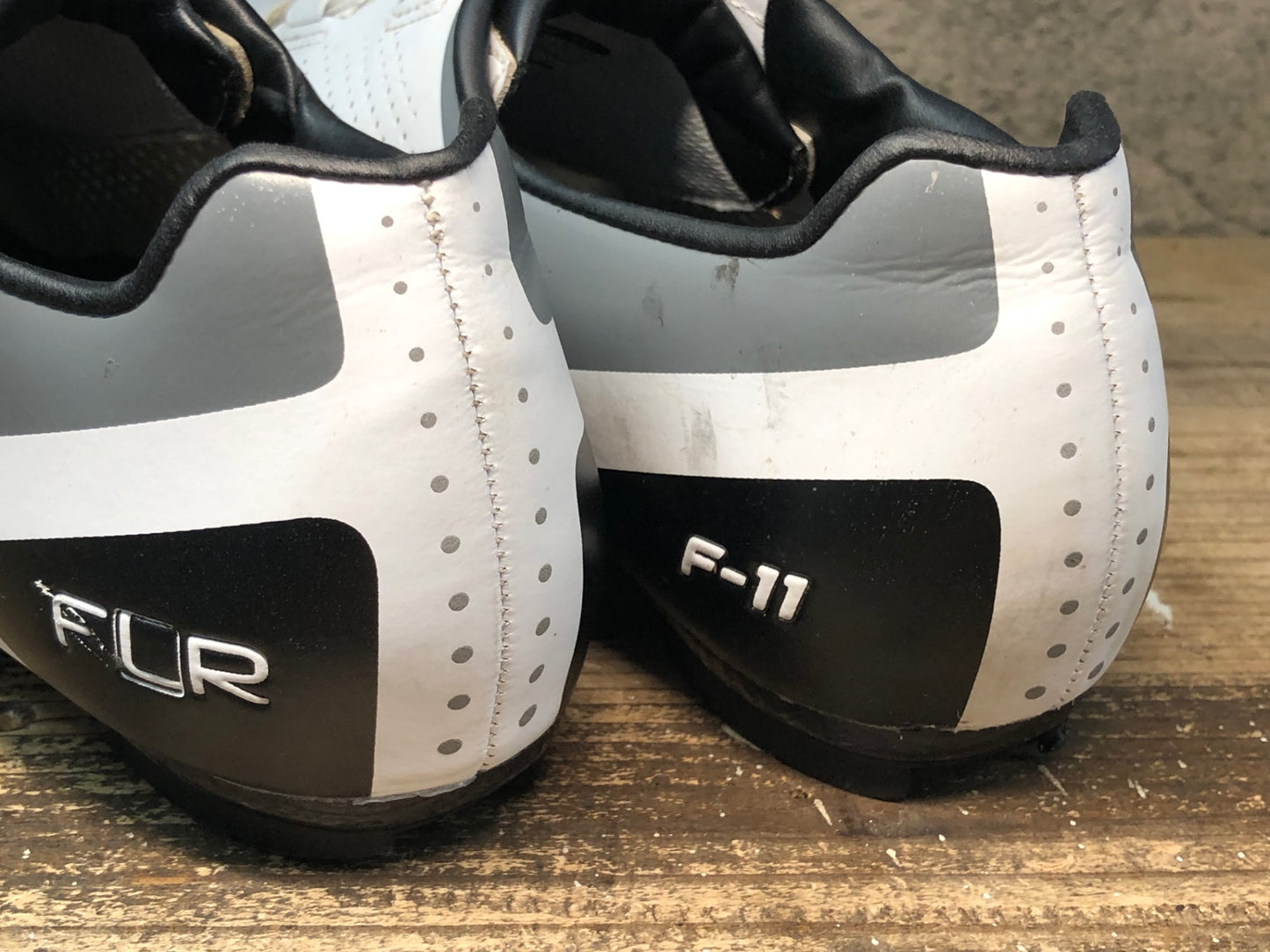 IW192 FLR F11 ビンディングシューズ SPD-SL 白 EU41