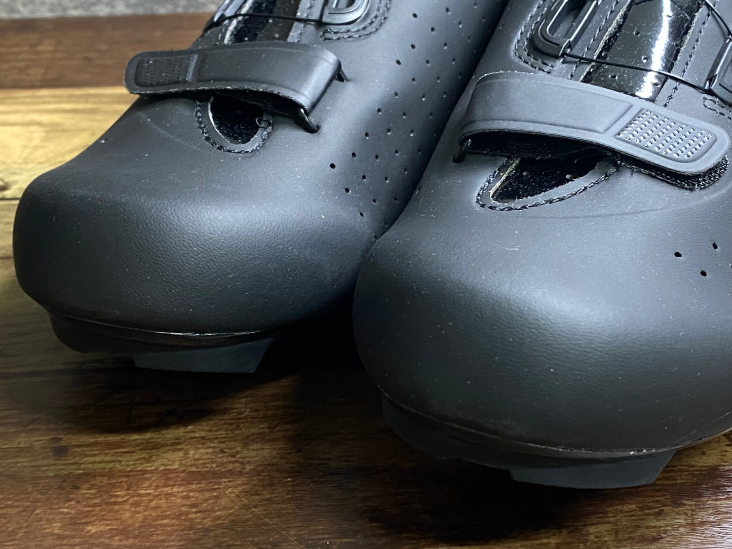 IZ389 フィジーク fizik テンポ TEMPO OVERCURVE R5 EU44サイズ ビンディングシューズ SPD-SL 黒