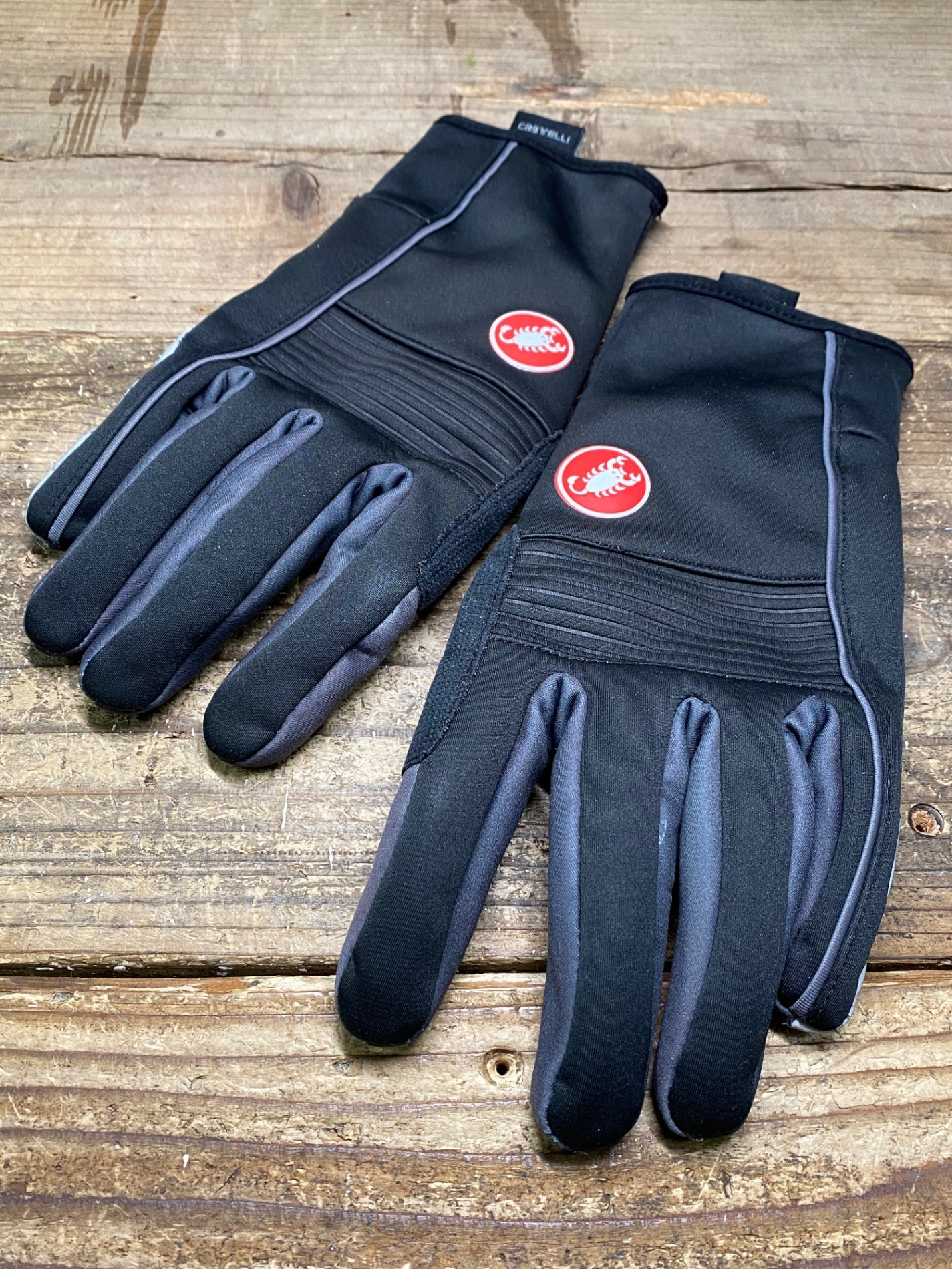 IT824 カステリ CASTELLI 長指 グローブ 黒 裏起毛 サイズ不明 L相当