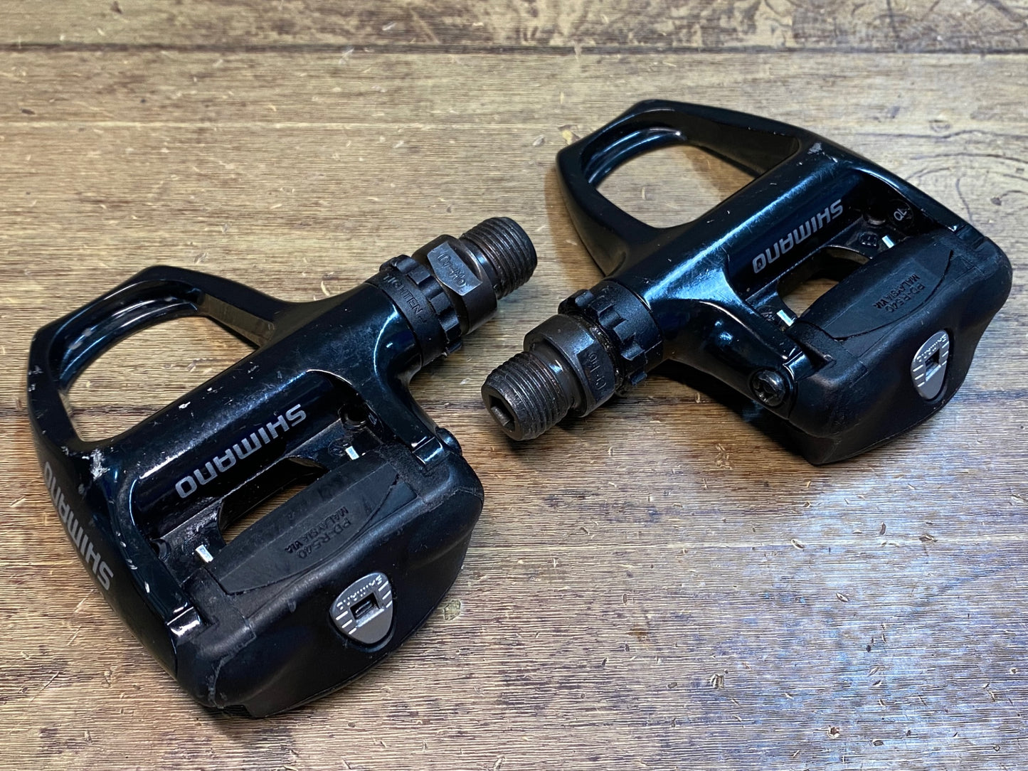 IZ019 シマノ SHIMANO LIGHT ACTION PD-R540 ビンディングペダル 黒