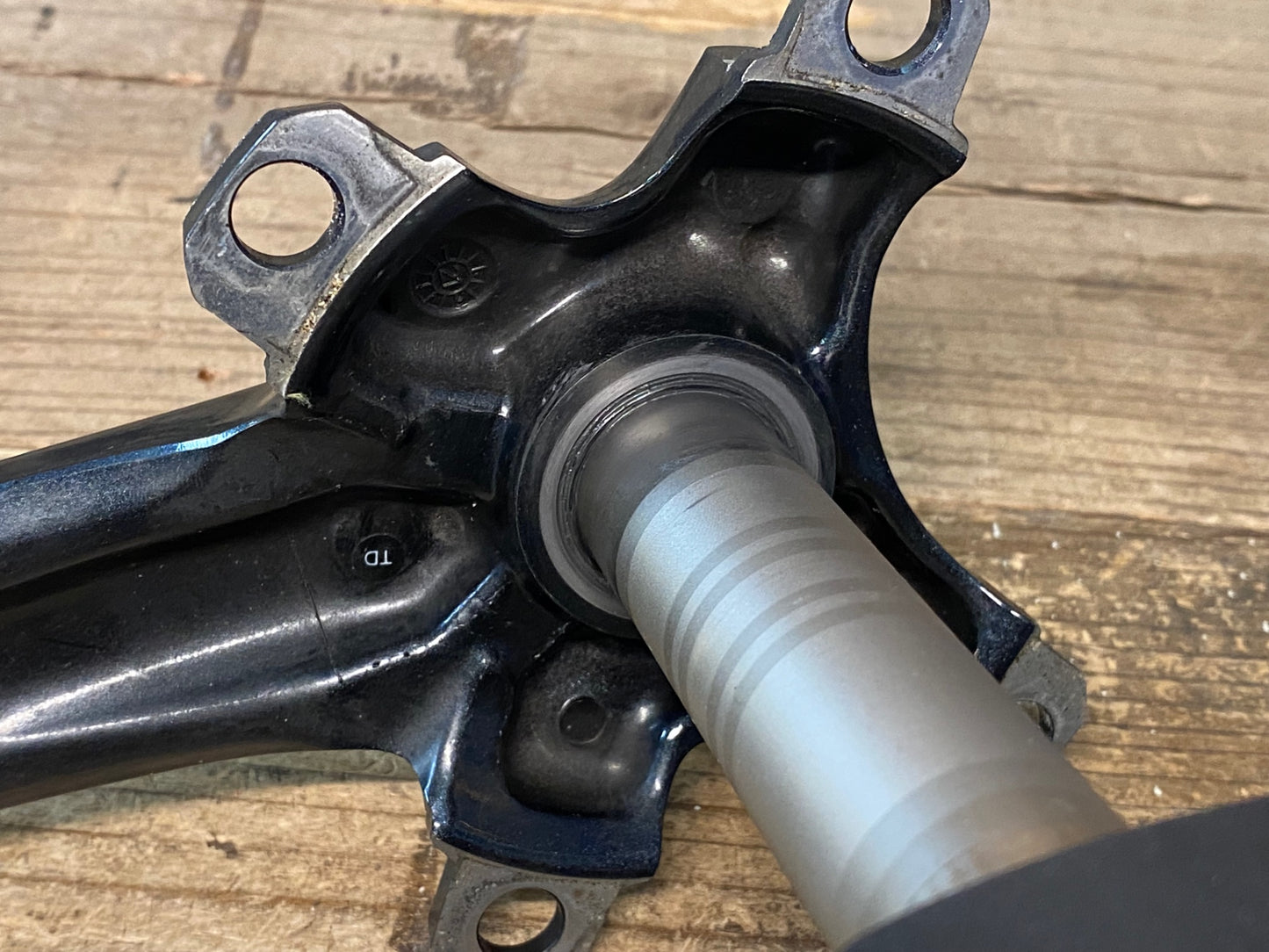 IU295 シマノ SHIMANO ソラ SORA FC-R3000 クランクアーム 170mm ※塗装剝がれ