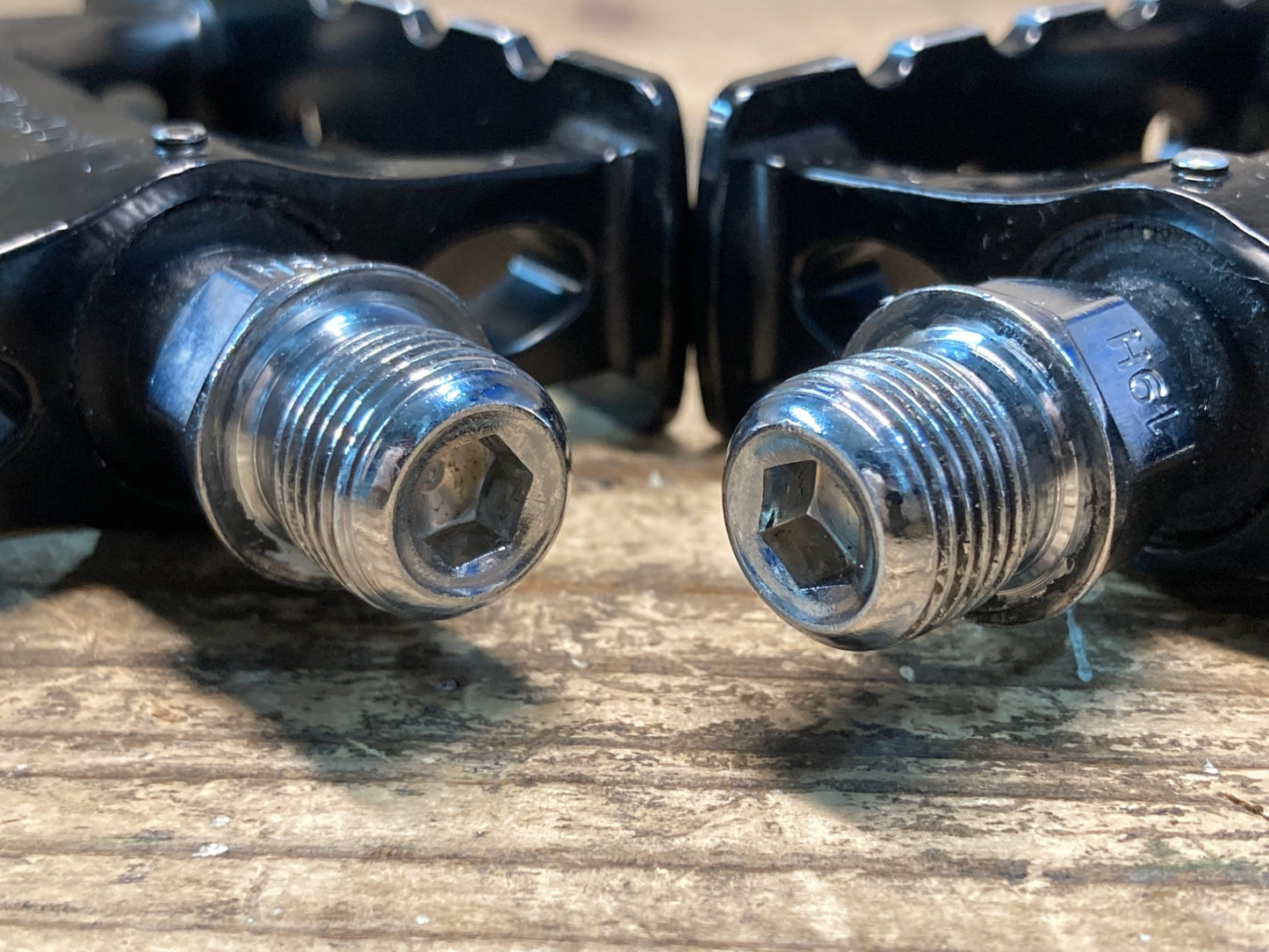 IL917 三ヶ島 CT-LITE フラットペダル 黒