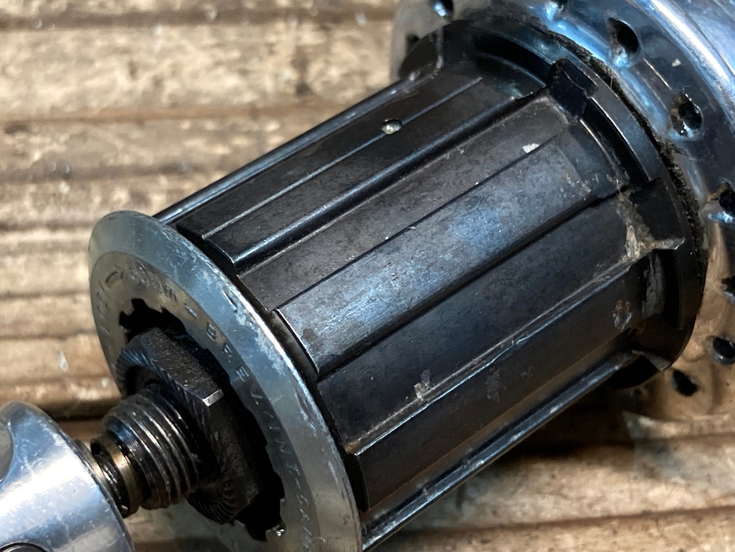 IQ793 カンパニョーロ Campagnolo レコード RECORD 前後ハブセット 8S等間隔フリー 32H