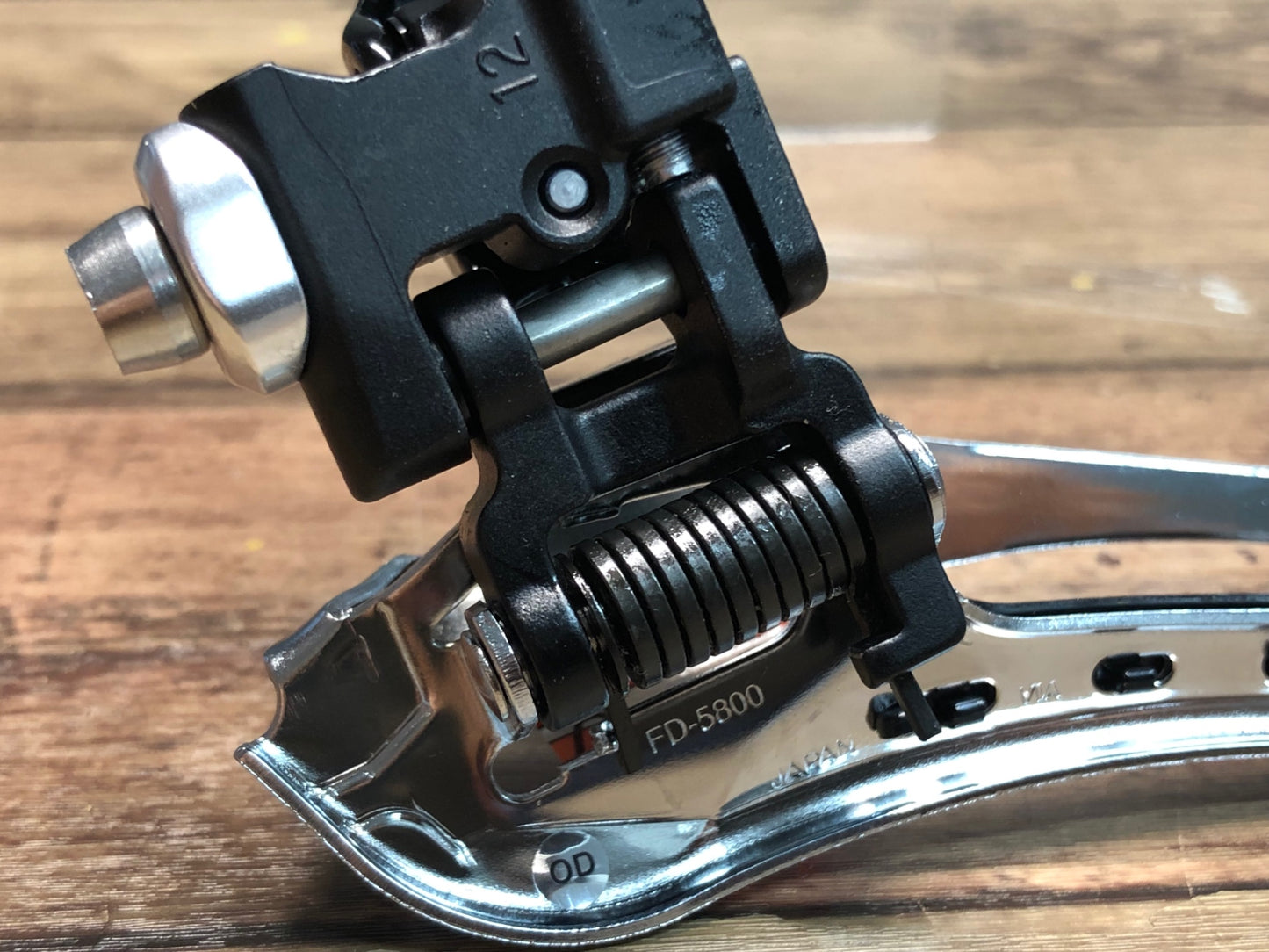 IR372 シマノ SHIMANO 105 FD-5800 黒 直付け 2S