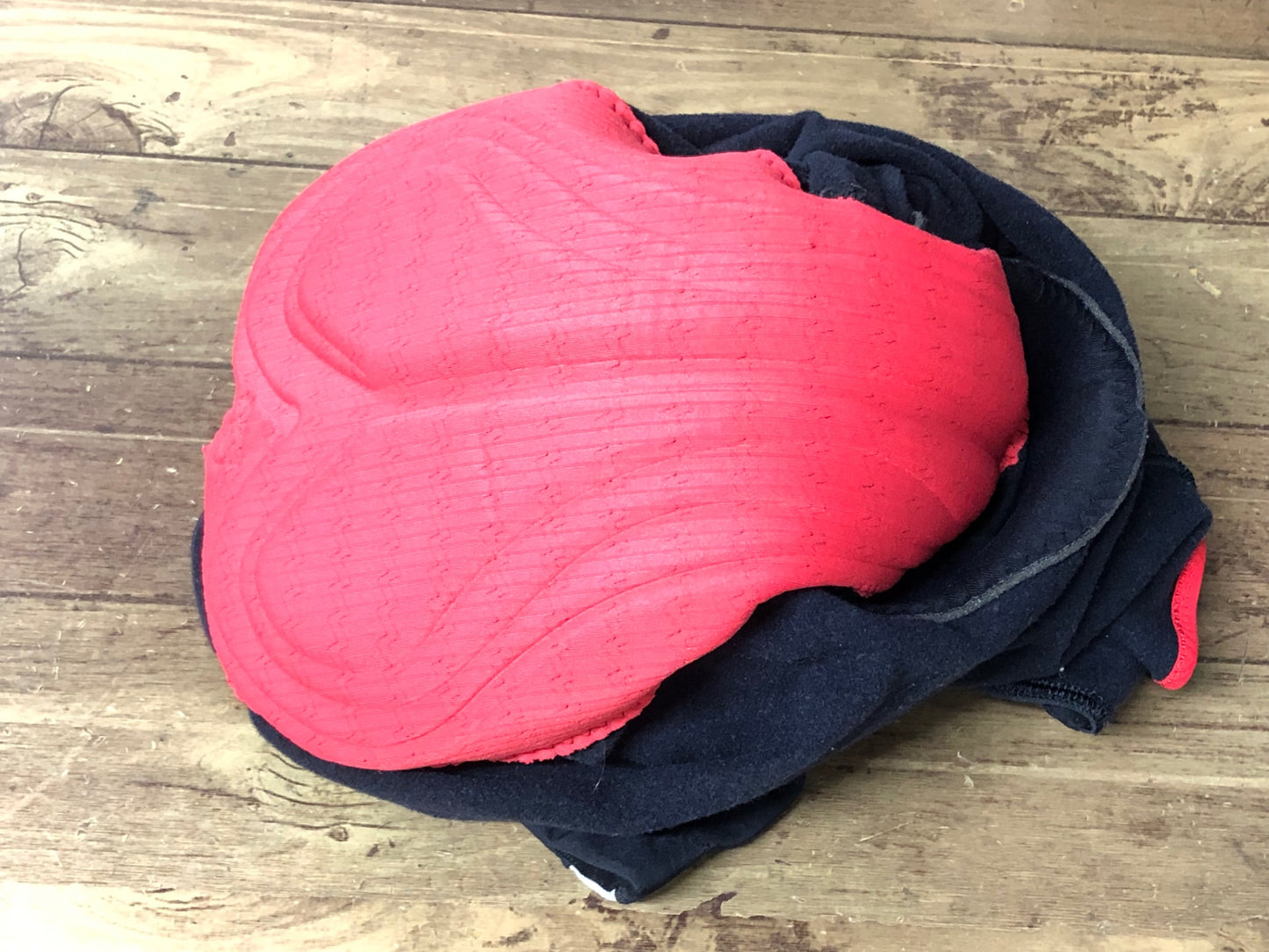 IN810 エチュオンド ETXEONDO ビブタイツ 黒 赤 S 裏起毛 ※擦れ