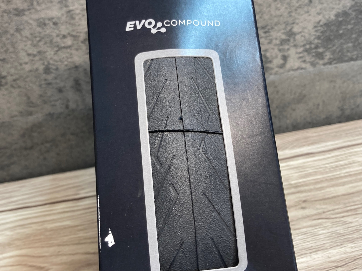 IW991 ピレリ PIRELLI P ZERO ROAD 700×28C クリンチャータイヤ 2本セット