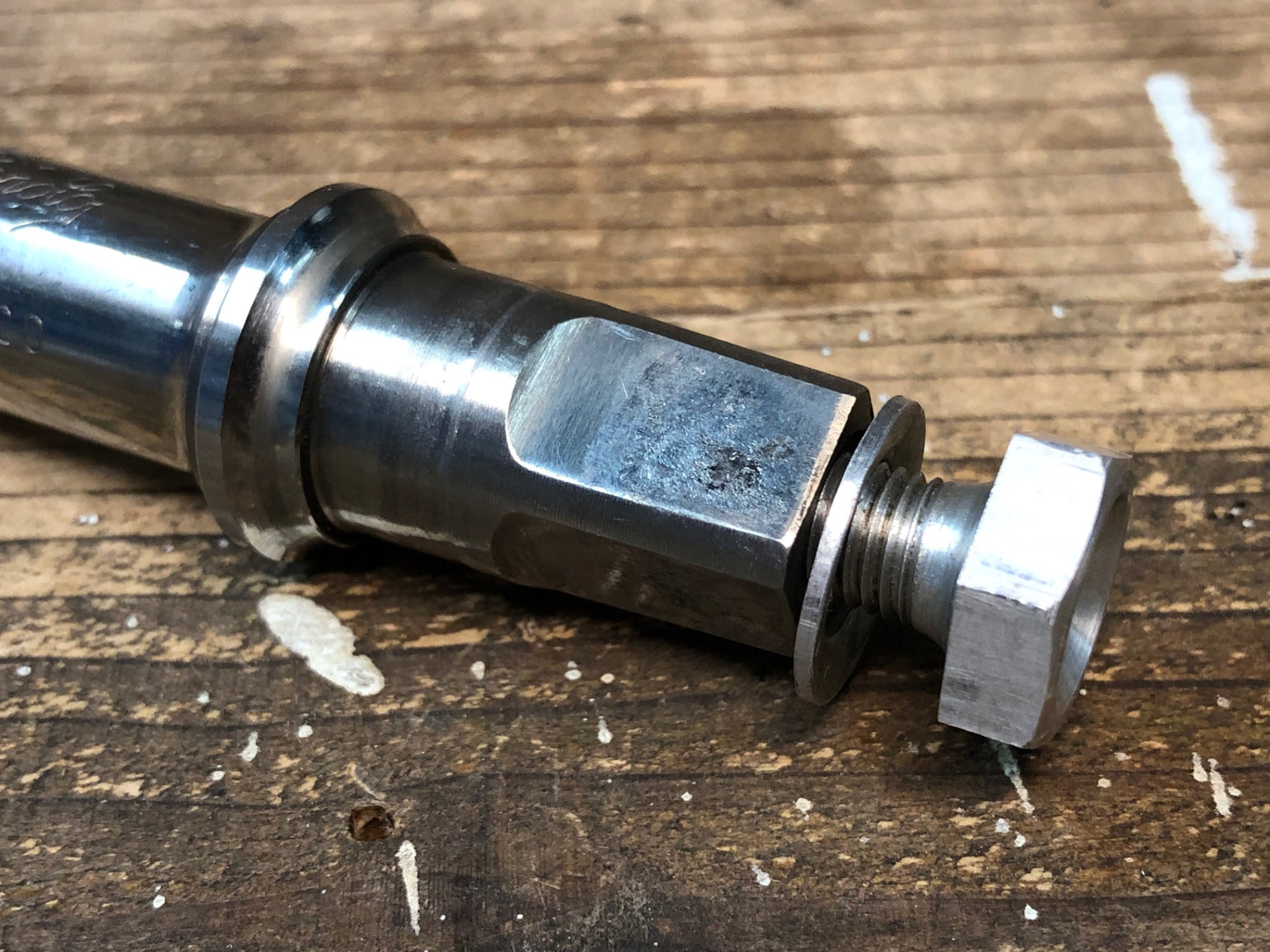 IX864 カンパニョーロ スーパーレコード チタンシャフトBBセット フレンチ規格 35x1