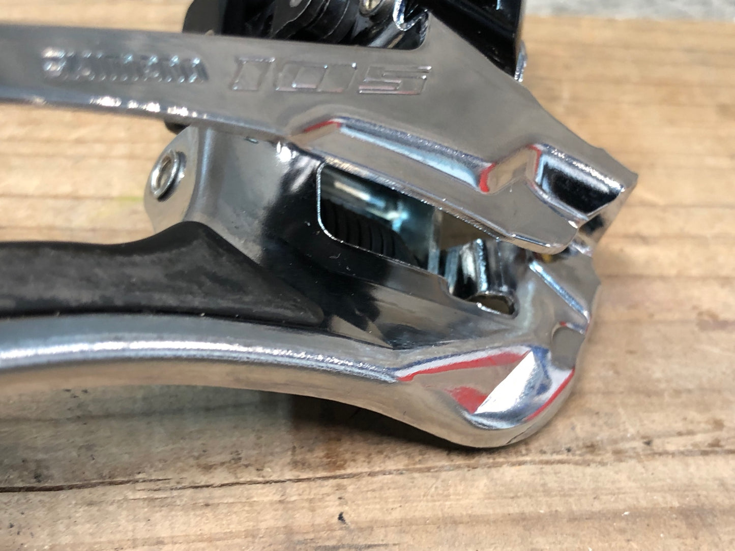 IS097 シマノ SHIMANO 105 FD-R7000 フロントディレイラー 直付け