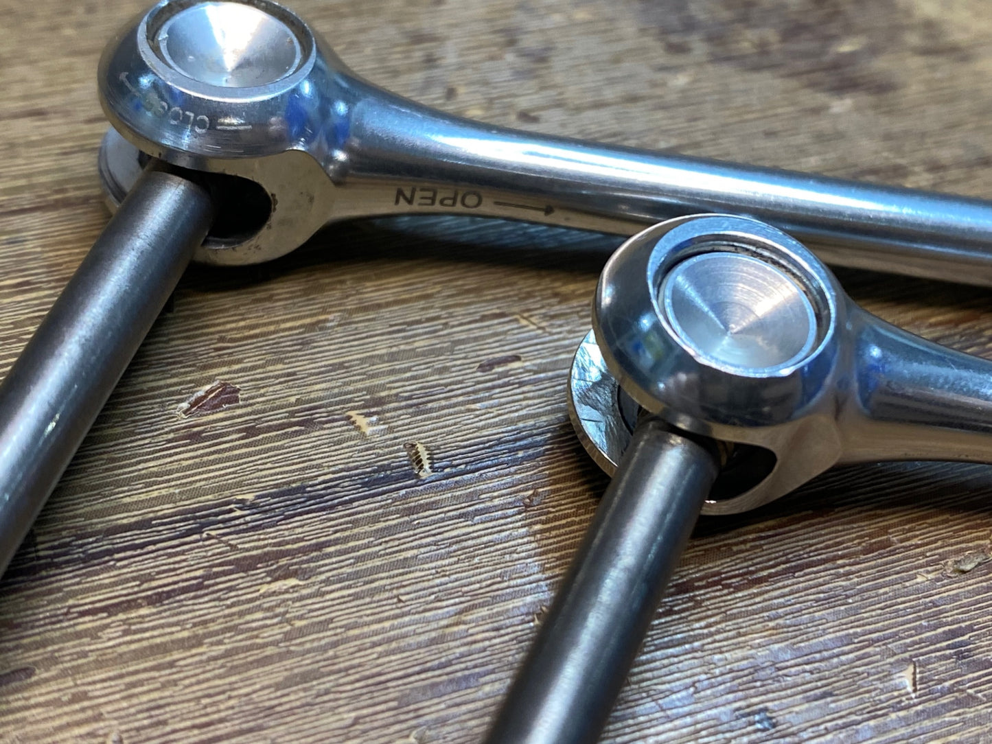 IZ032 ライフライン LIFELINE チタン クイックリリース シルバー 前後セット