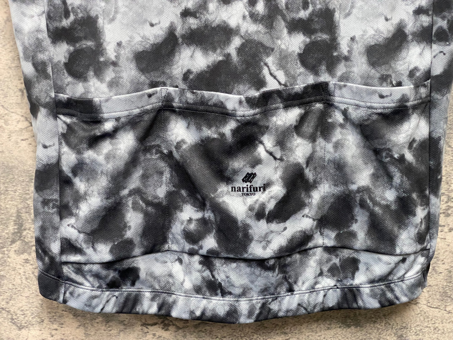 JB827 ナリフリ narifuri 半袖 サイクルジャージ 黒グレー L