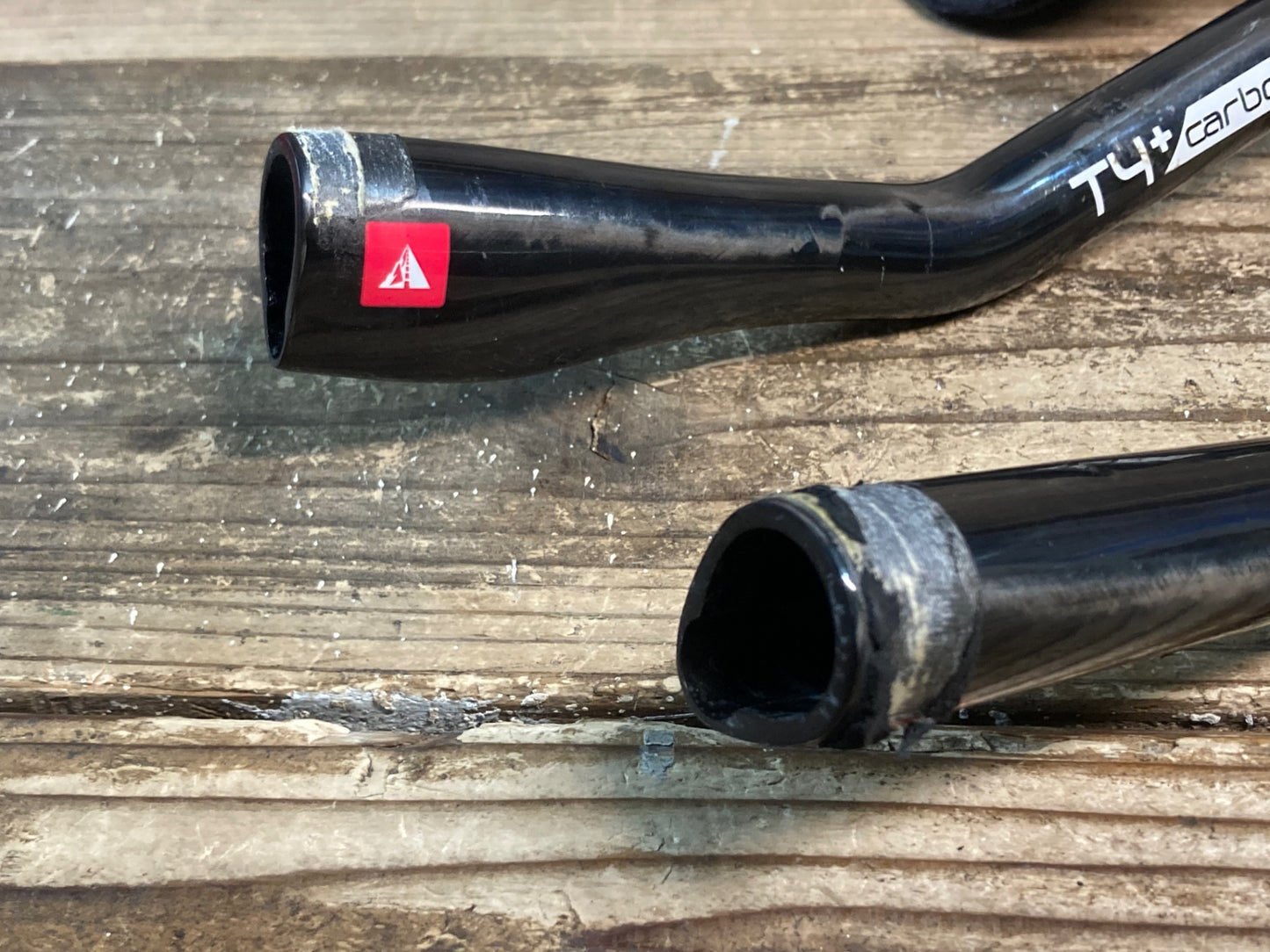 IQ496 プロファイルデザイン PROFILE DESIGN T4+ カーボン DHバー Φ31.8 黒 300mm