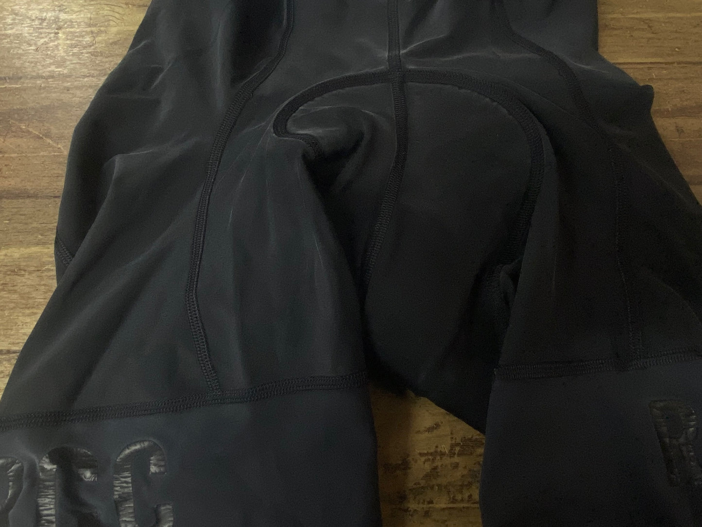IM576 ラファ Rapha RCC PRO TEAM BIB SHORTS 黒 M ※擦れ大、動物の毛