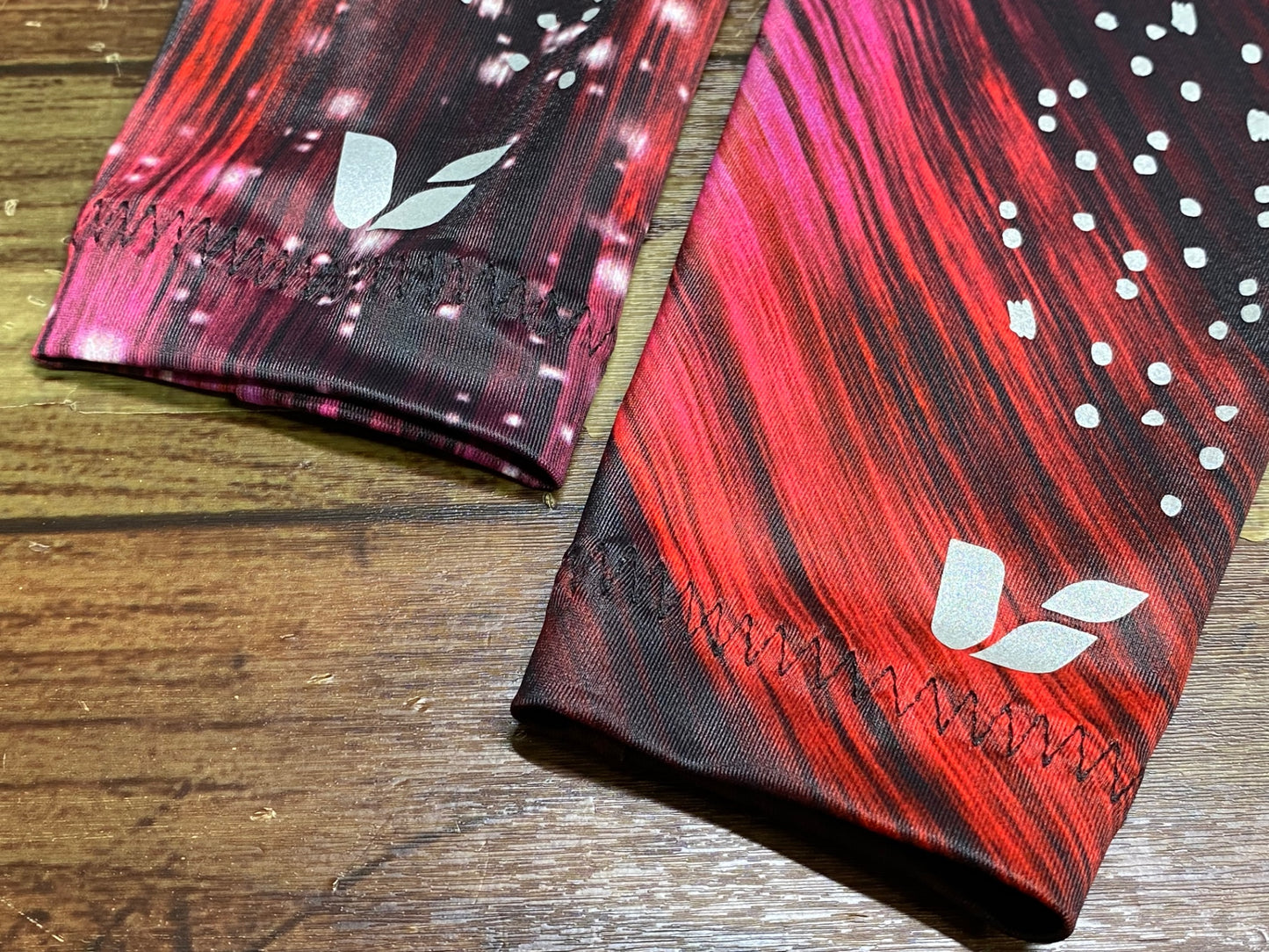 IV889 ジャイアント GIANT Liv ZORYA アームカバー 黒赤 M