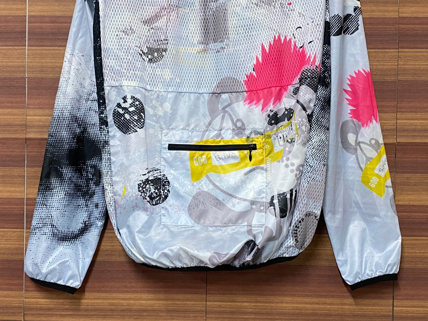 IQ225 パンダーニ PANDANI 長袖 ウィンドブレーカー 白 黒 S