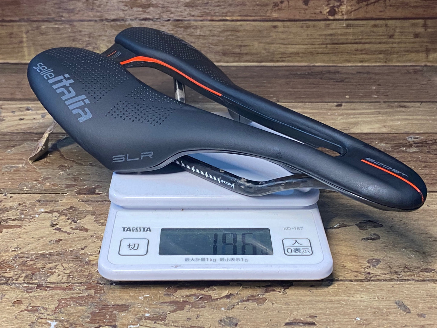 IA953 セライタリア SELLE ITALIA SLR BOOST KIT CARBONIO SUPERFLOW カーボンレール サドル 黒 130mm