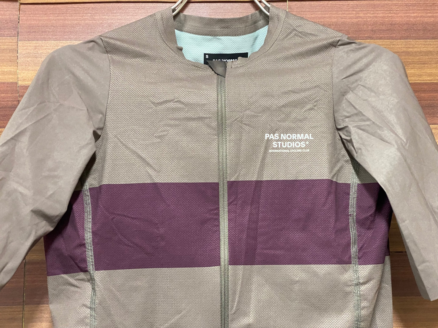 IV052 パスノーマルスタジオ PAS NORMAL STUDIOS Solitude Jersey 半袖サイクルジャージ 茶 S