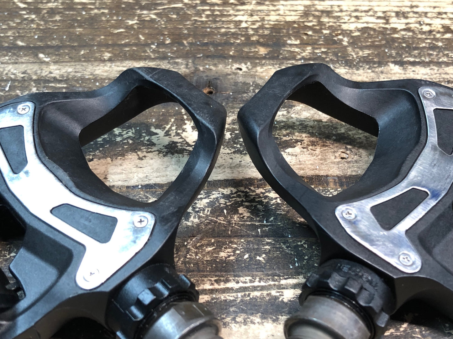 IE124 シマノ SHIMANO PD-R550 ビンディングペダル SPD-SL