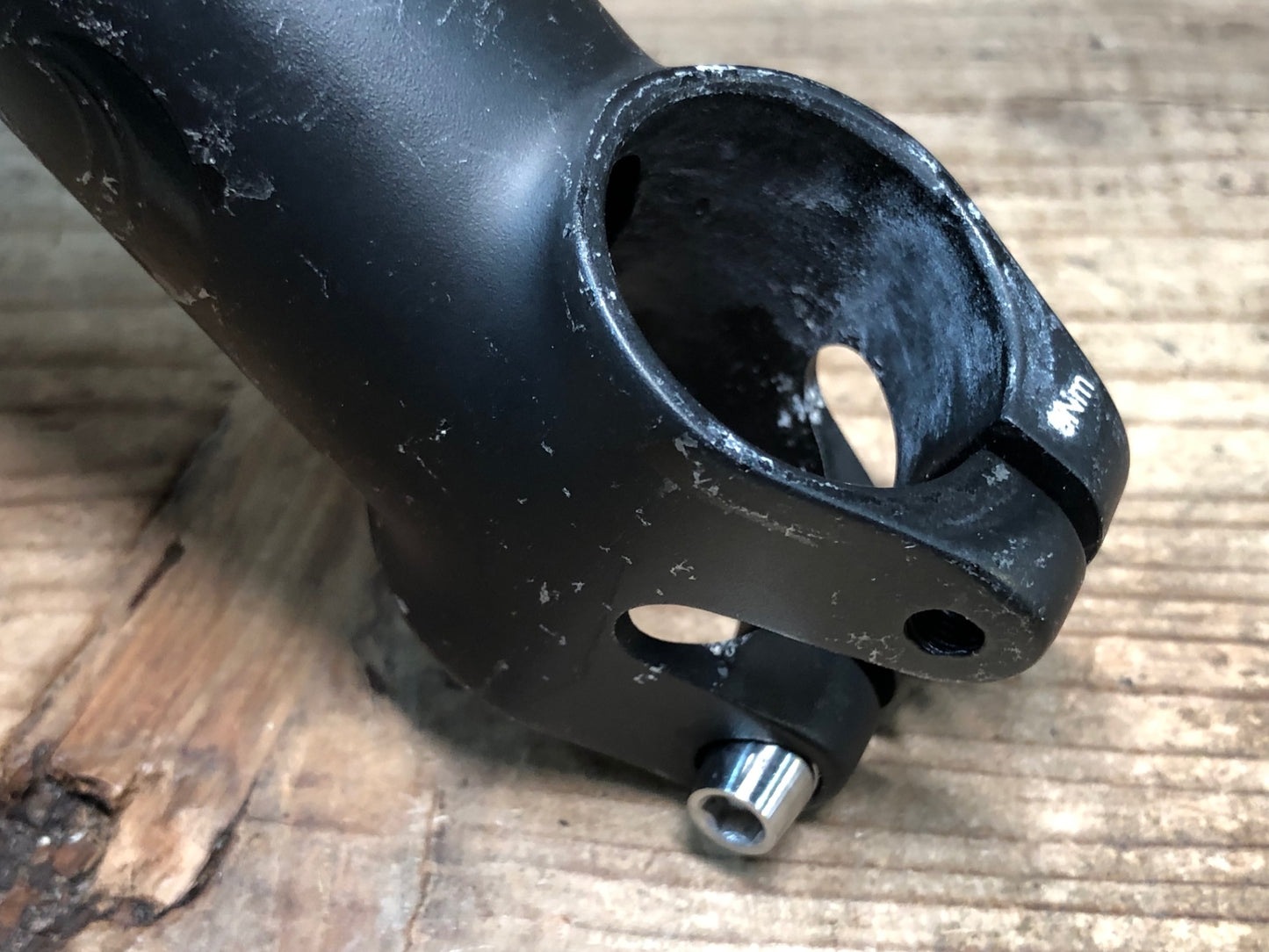 JA136 ワンバイエス OnebyESU アルミ ステム 90mm Φ31.8 OS 77° ※ボルト欠品