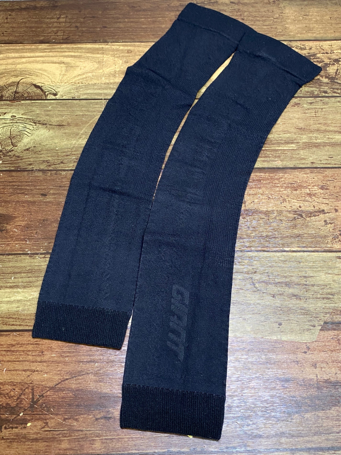 IV879 ジャイアント GIANT SEAMLESS ARM COOLER アームカバー 黒 L/XL