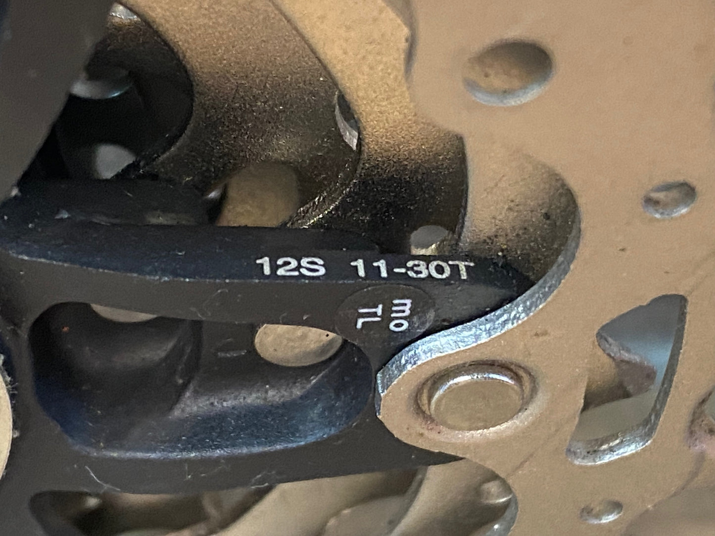 II143 シマノ SHIMANO アルテグラ ULTEGRA CS-R8100 スプロケット 11-30T 12S