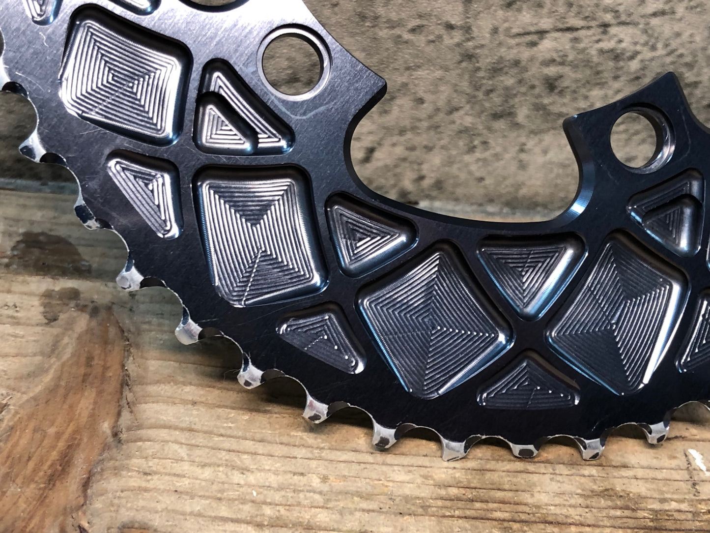 IQ465 アブソリュートブラック ABSOLUTE BLACK OVAL アウターチェーンリング 50T