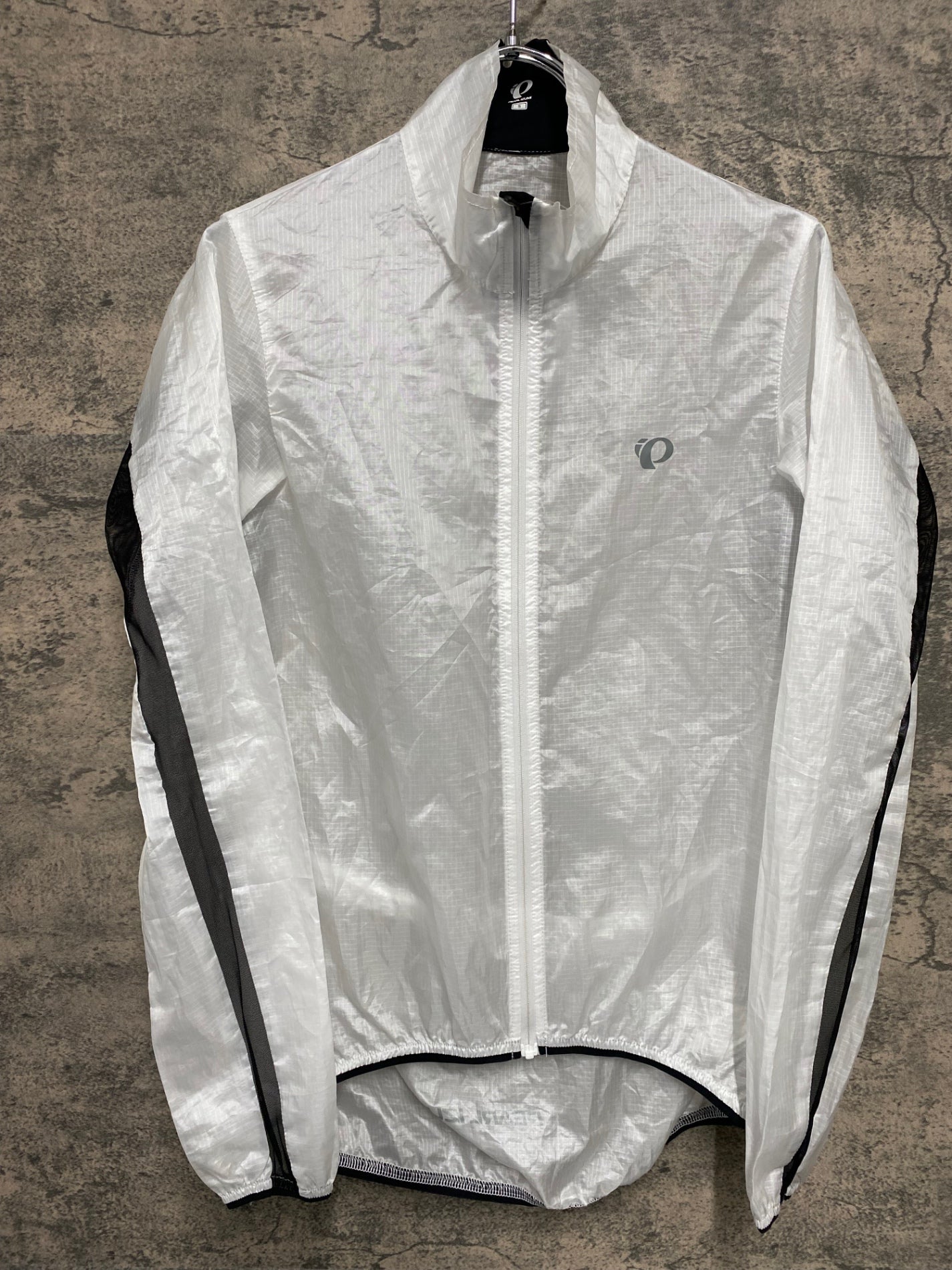 IY213 パールイズミ PEARL iZUMi 長袖 ウインドブレイカー 白 S