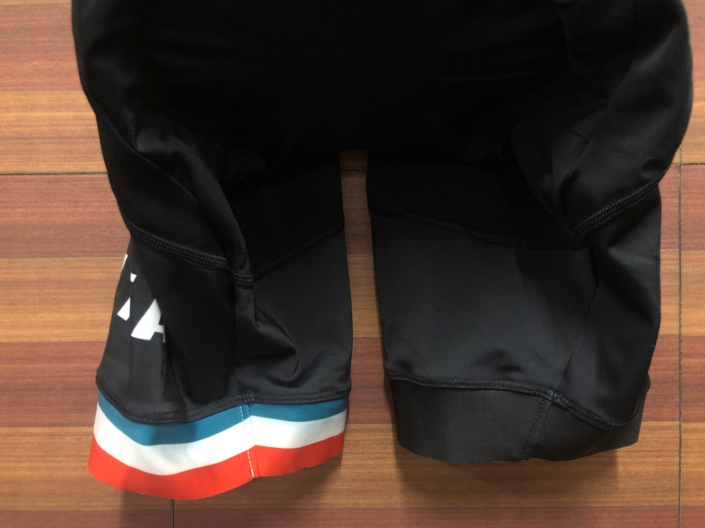 IT193 ジェッセージ GSG ビブショーツ 黒 M