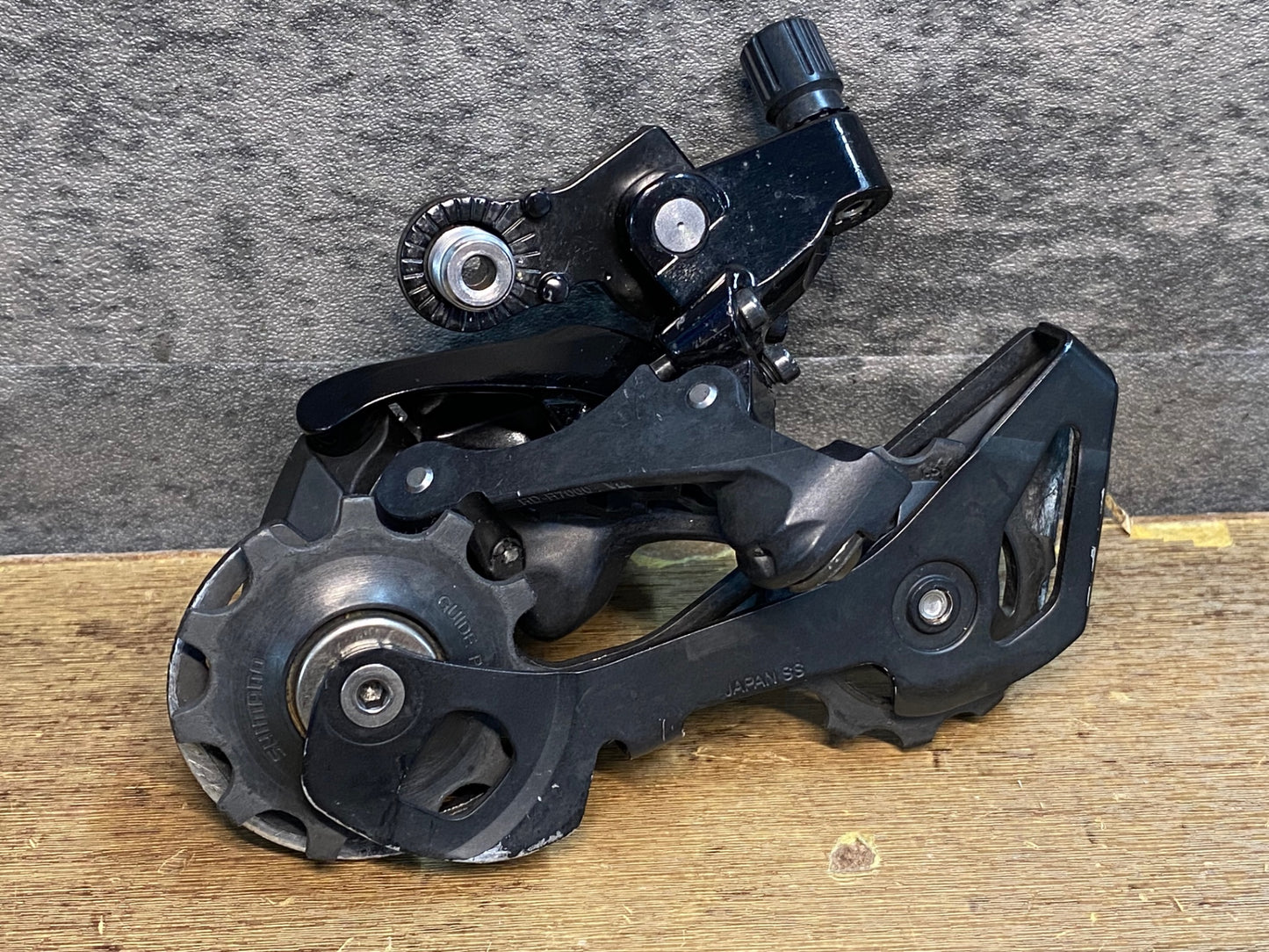 IU346 シマノ SHIMANO 105 RD-R7000 リアディレイラー 11S SS 黒