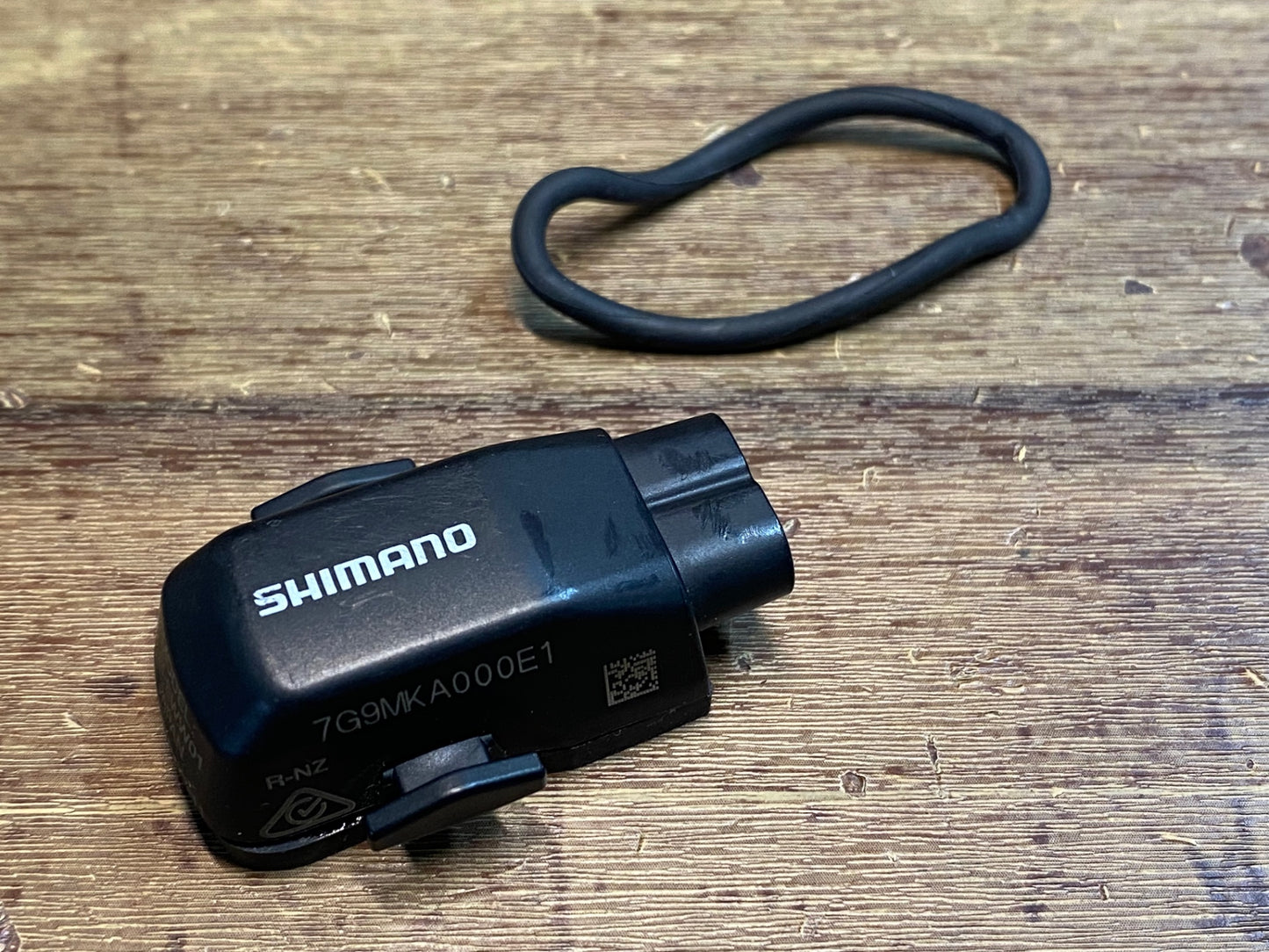 IF698 シマノ SHIMANO EW-WU101 ワイヤレスユニット 2ポート Di2 電動