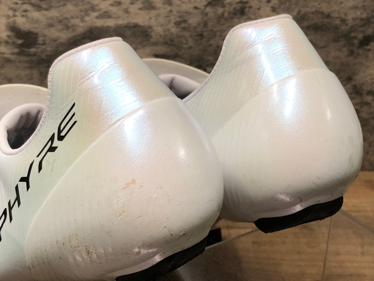 IU961 シマノ SHIMANO S-PHYRE RC9 SHRC903M W01 E ビンディングシューズ BOA SPD-SL 白 EU41