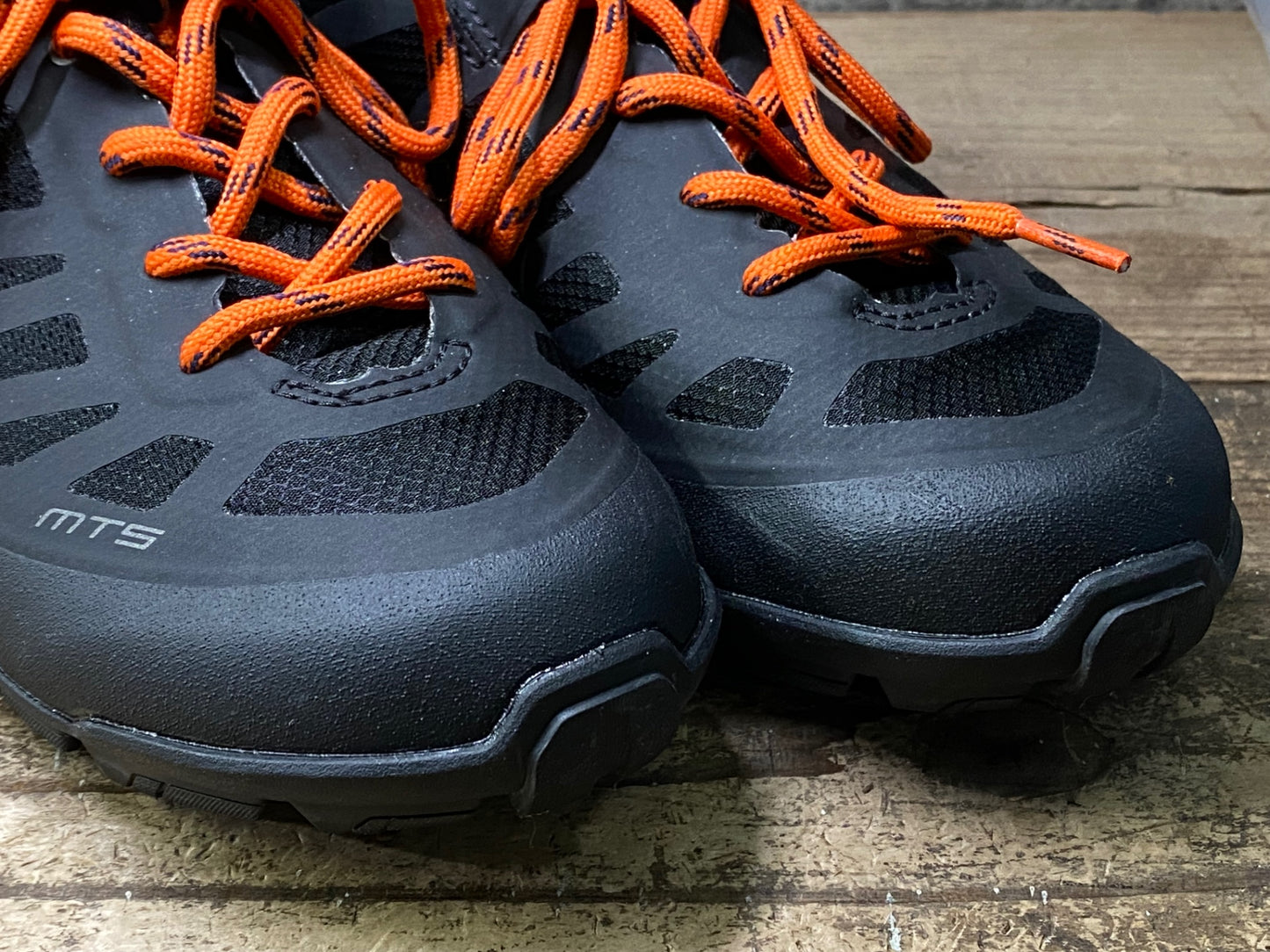 IZ959 シマノ SHIMANO MT7 SHMT502M L01 S ビンディングシューズ 2穴 EU42
