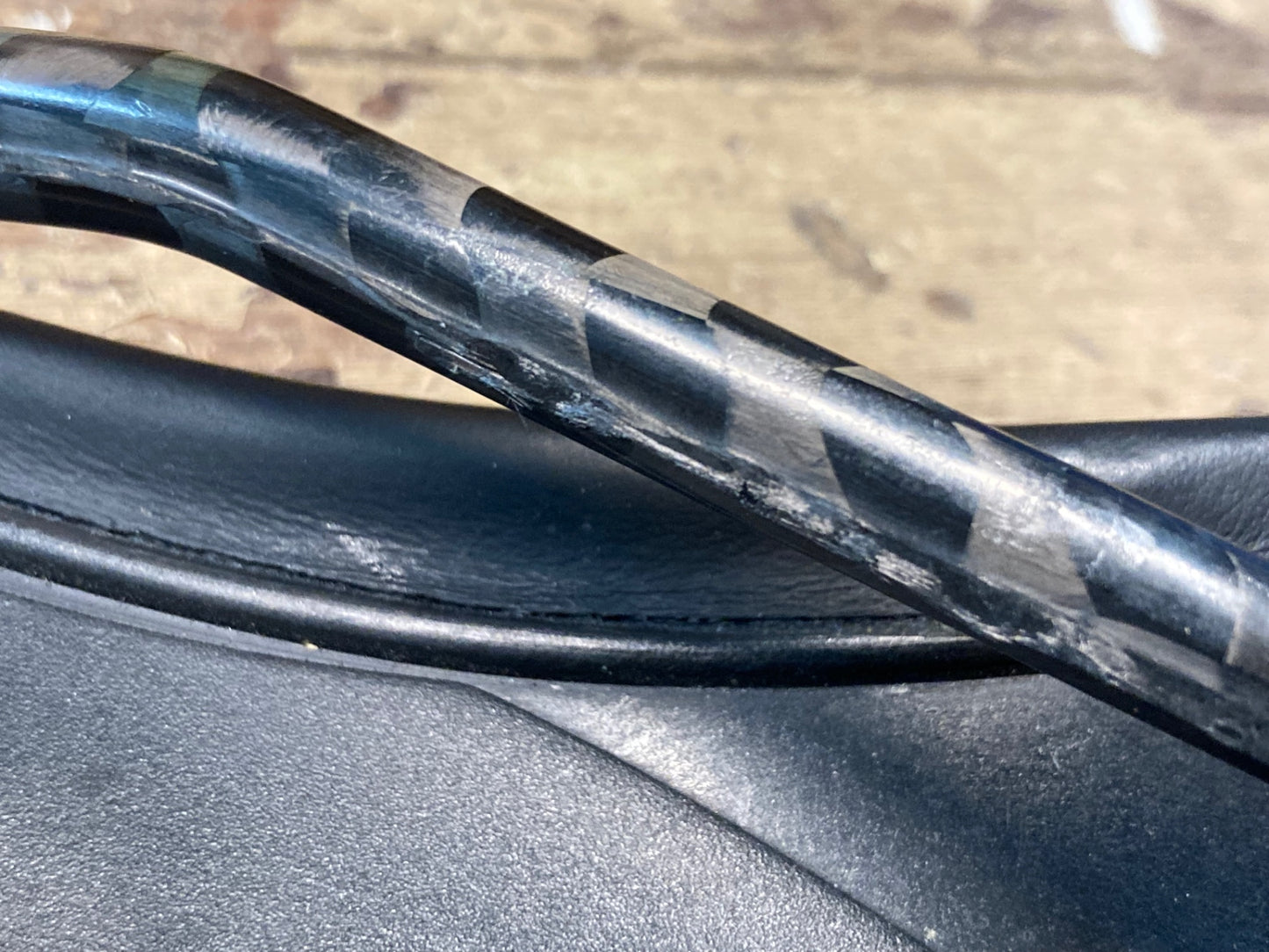 II701 セライタリア Selle Italia SLR サドル カーボンレール 黒