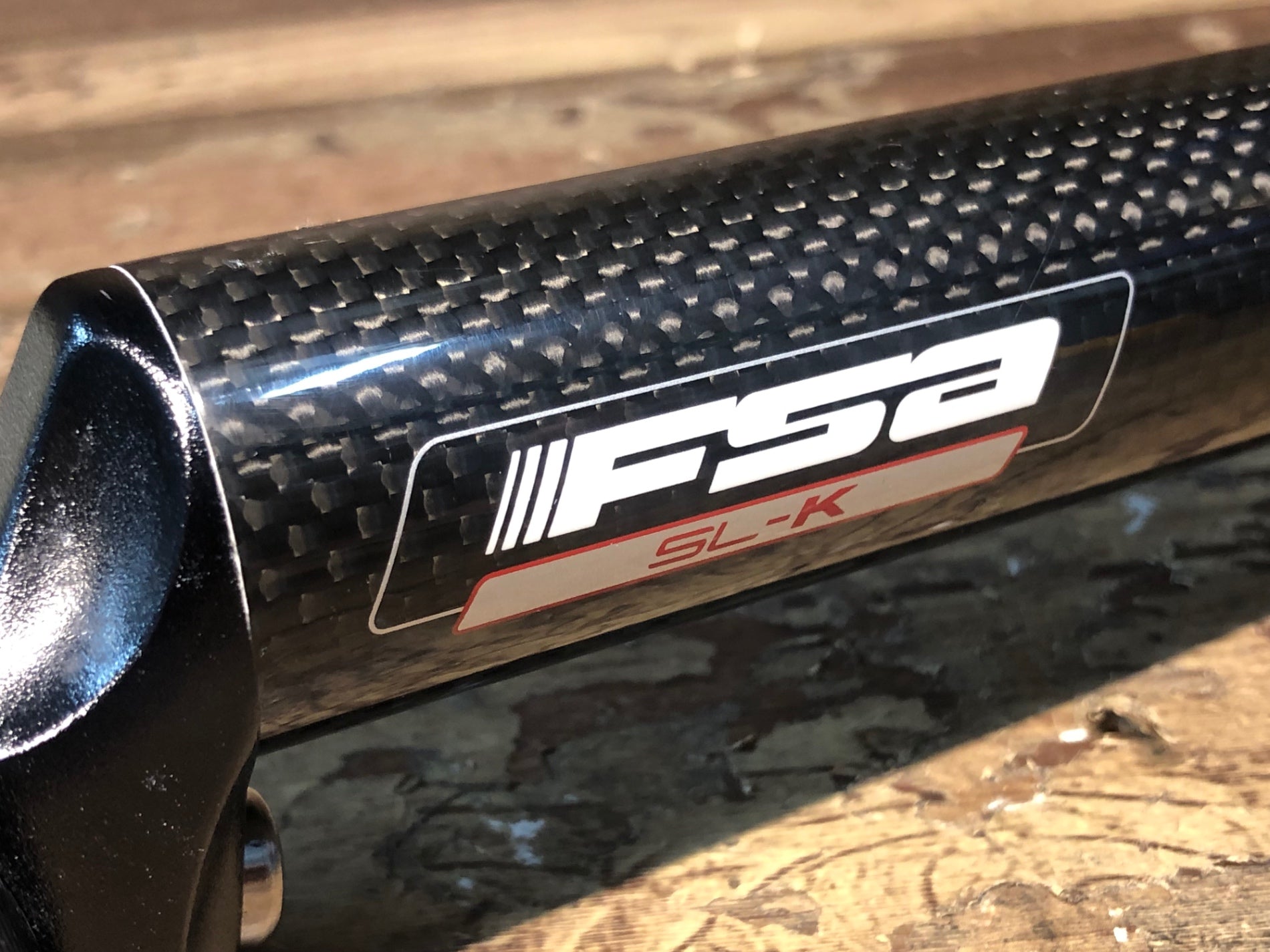 HW987 FSA SL-K カーボンシートポスト Φ31.6 350mm SB20mm ※スレ傷、稲妻傷 – BICI AMORE EQ STORE