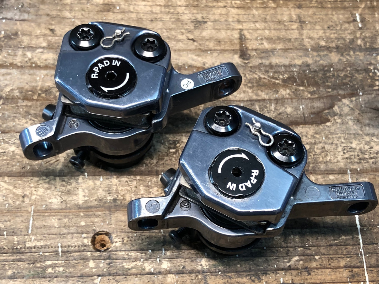 IU844 シマノ SHIMANO BR-CX77 ディスクブレーキ キャリパー 前後セット