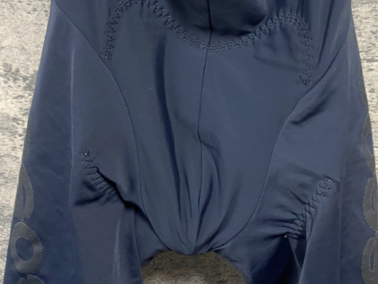 IW481 アソス Assos T.EQUIPE EVO ビブショーツ 黒 S ※プリントひび