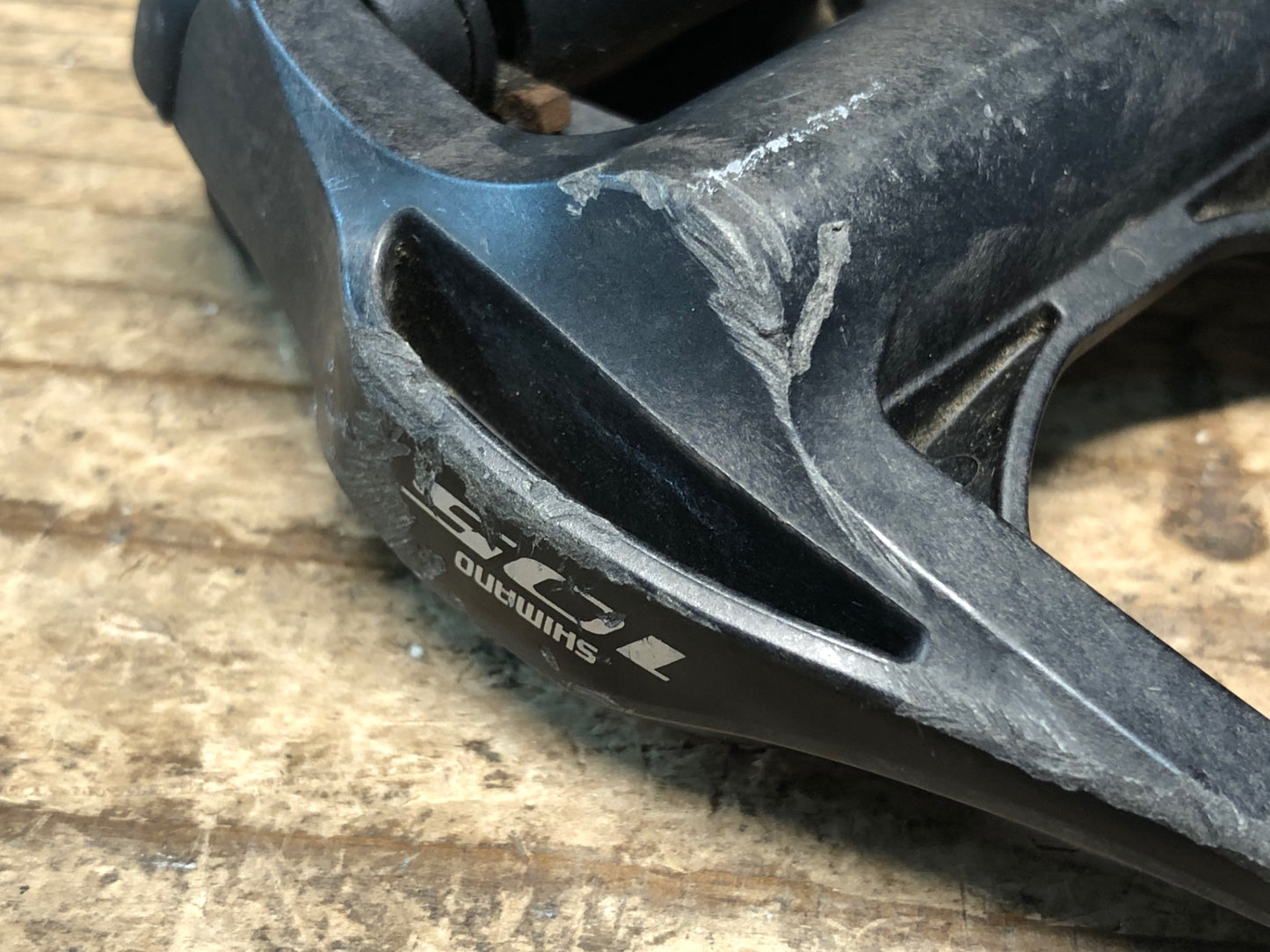 IU152 シマノ SHIMANO 105 PD-5800 ビンディングペダル SPD-SL