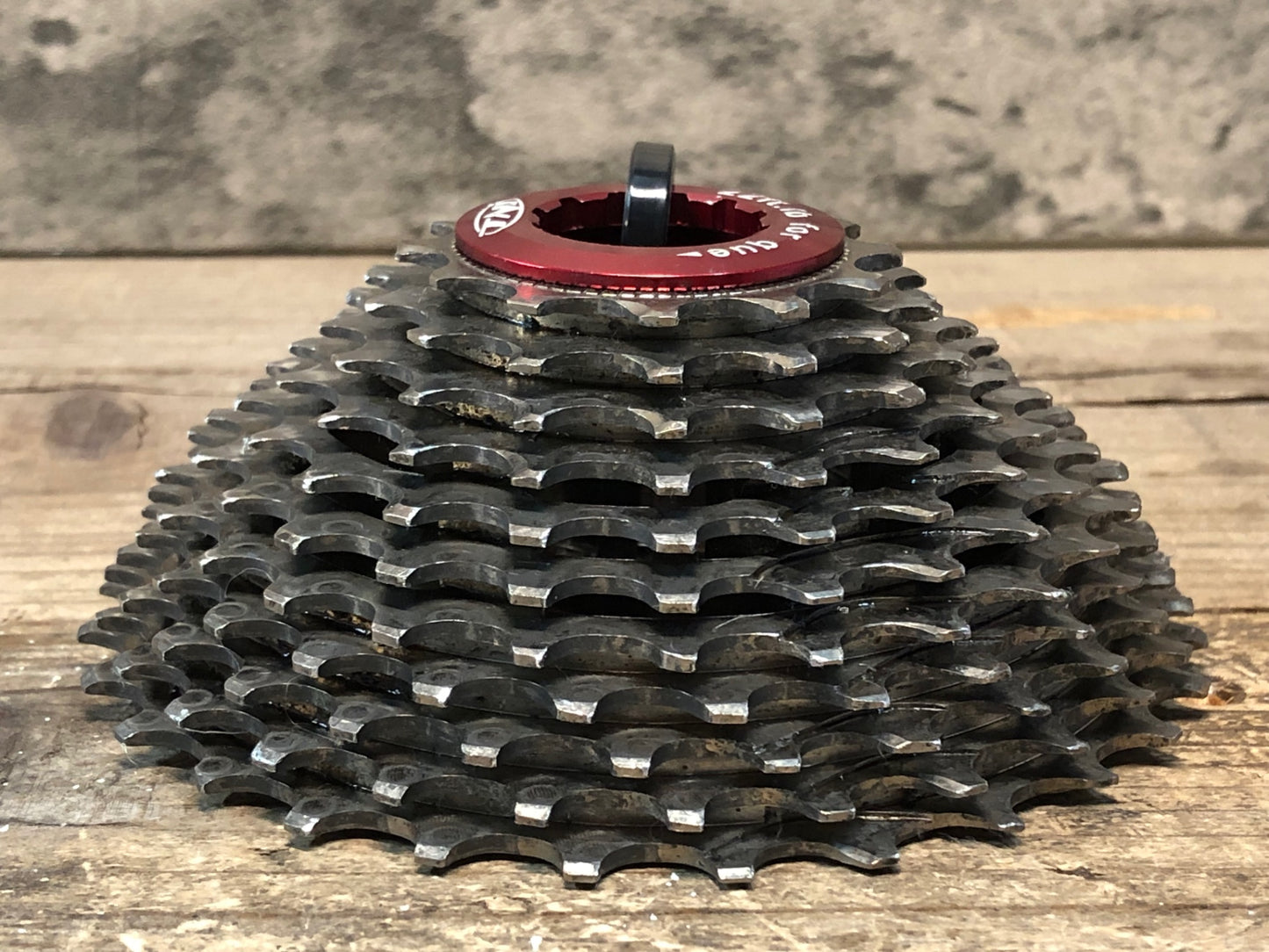 IV136 TNi アルミ スプロケット 12-28T シマノ11S