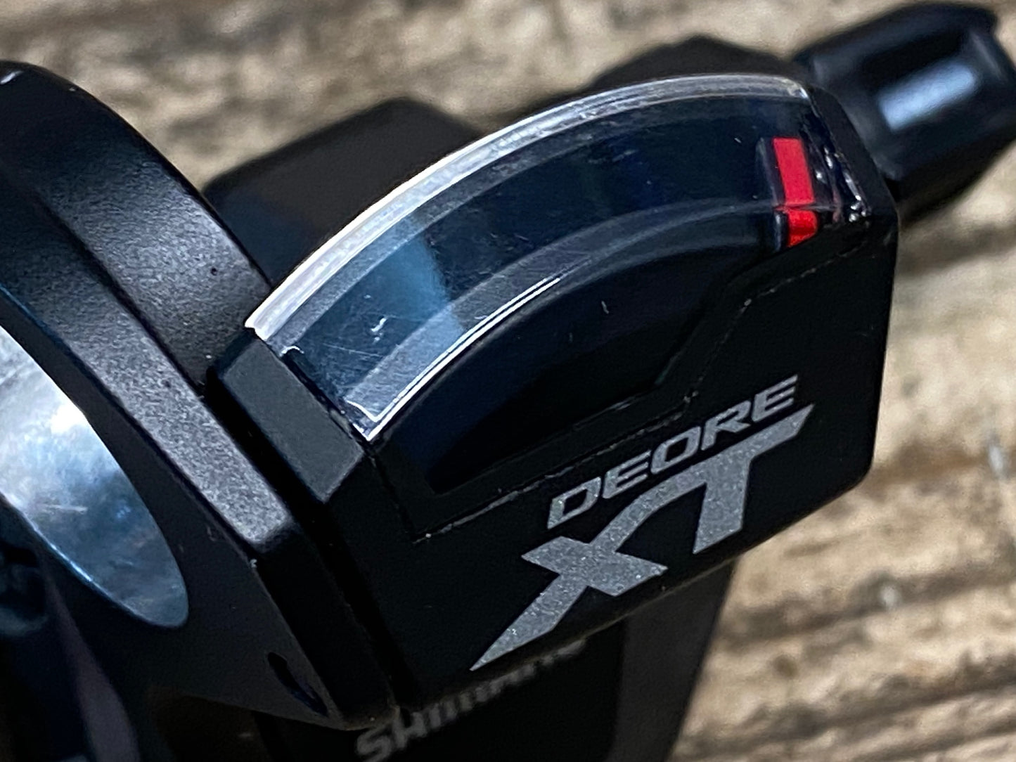 IZ604 シマノ SHIMANO DEORE XT SL-M8000 シフトレバー 11S 右のみ