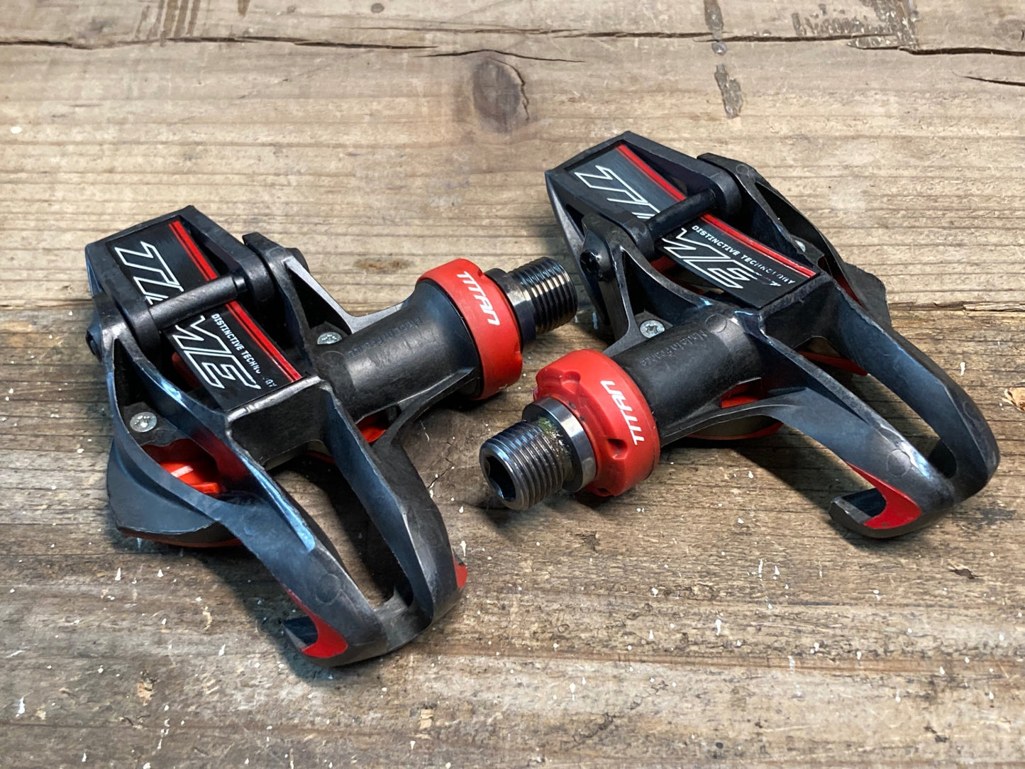 IJ950 タイム TIME エクスプレッソ XPRESSO 12 ビンディングペダル カーボン チタンシャフト 黒赤