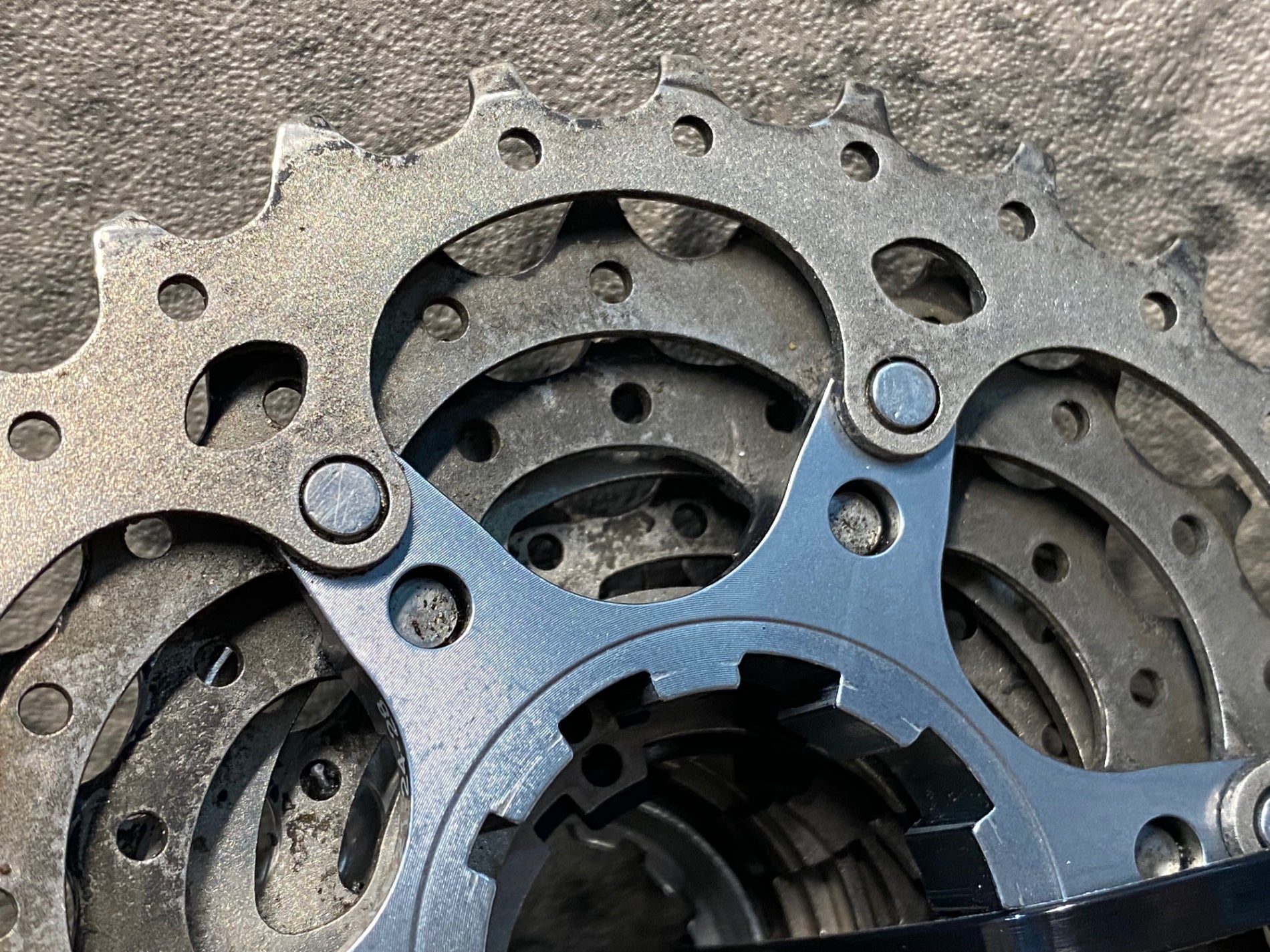 IX016 シマノ SHIMANO アルテグラ ULTEGRA CS-6700 スプロケット