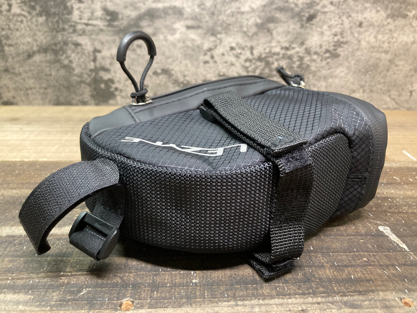 IQ688 レザイン LEZYNE サドルバッグ 黒