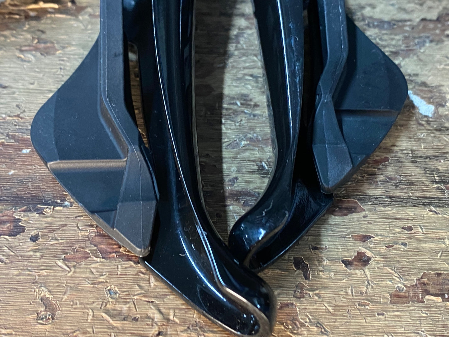 ID062 シマノ SHIMANO 105 ST-R7020 STIレバー 2x11S 油圧 ※レバー先端ガリキズ