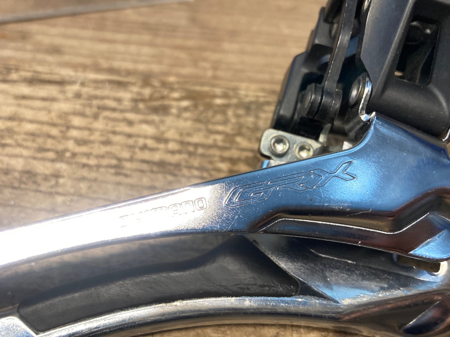 IX534 シマノ SHIMANO GRX FD-RX400 直付 フロントディレイラー