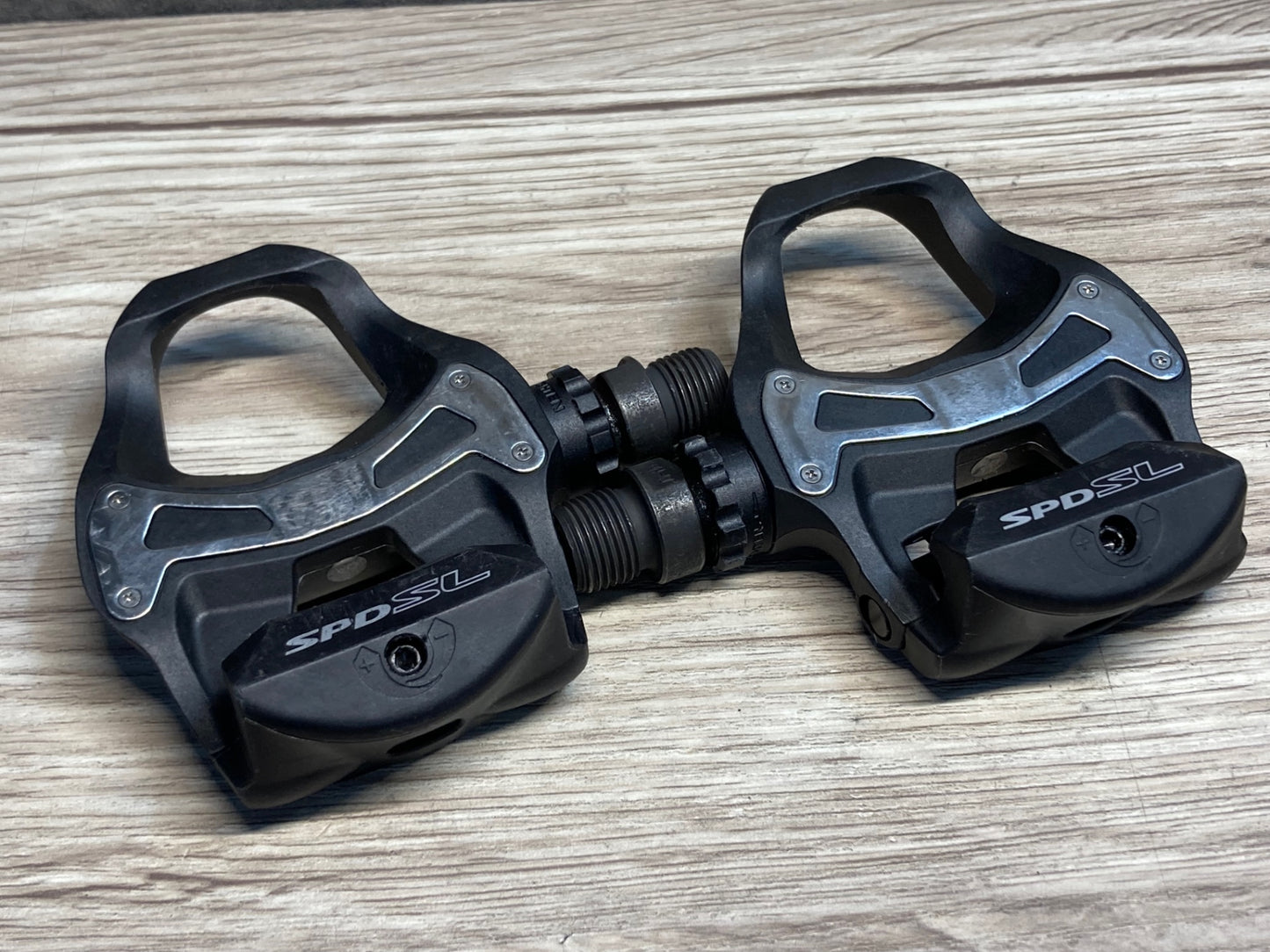 IY286 シマノ SHIMANO PD-R550 ビンディングペダル SPD-SL