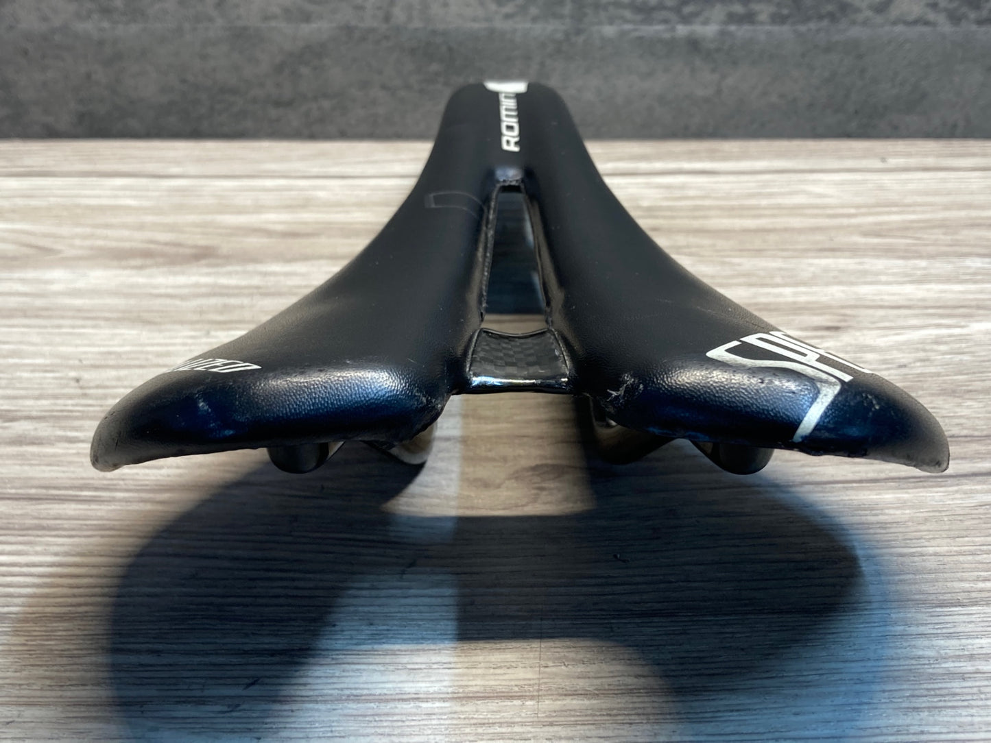 JB563 スペシャライズド SPECIALIZED ローミン ROMIN サドル 黒 155mm factCARBON