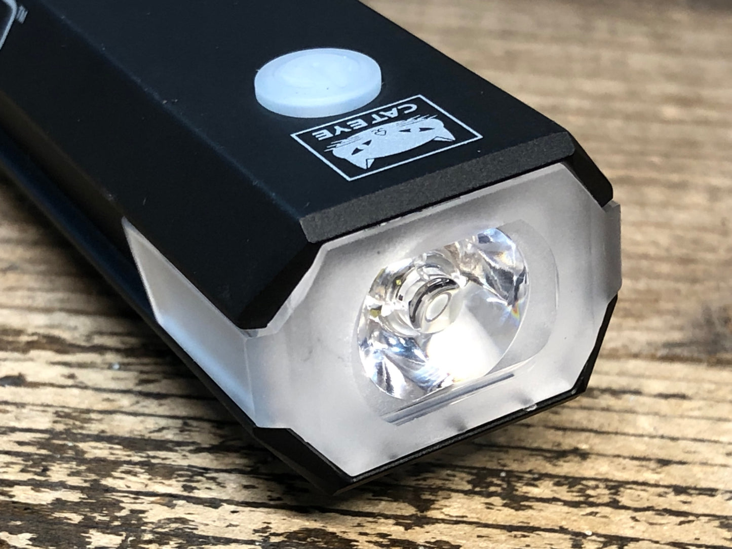 JC299 キャットアイ CATEYE AMPP900 HL-EL089RC フロントライト 本体のみ