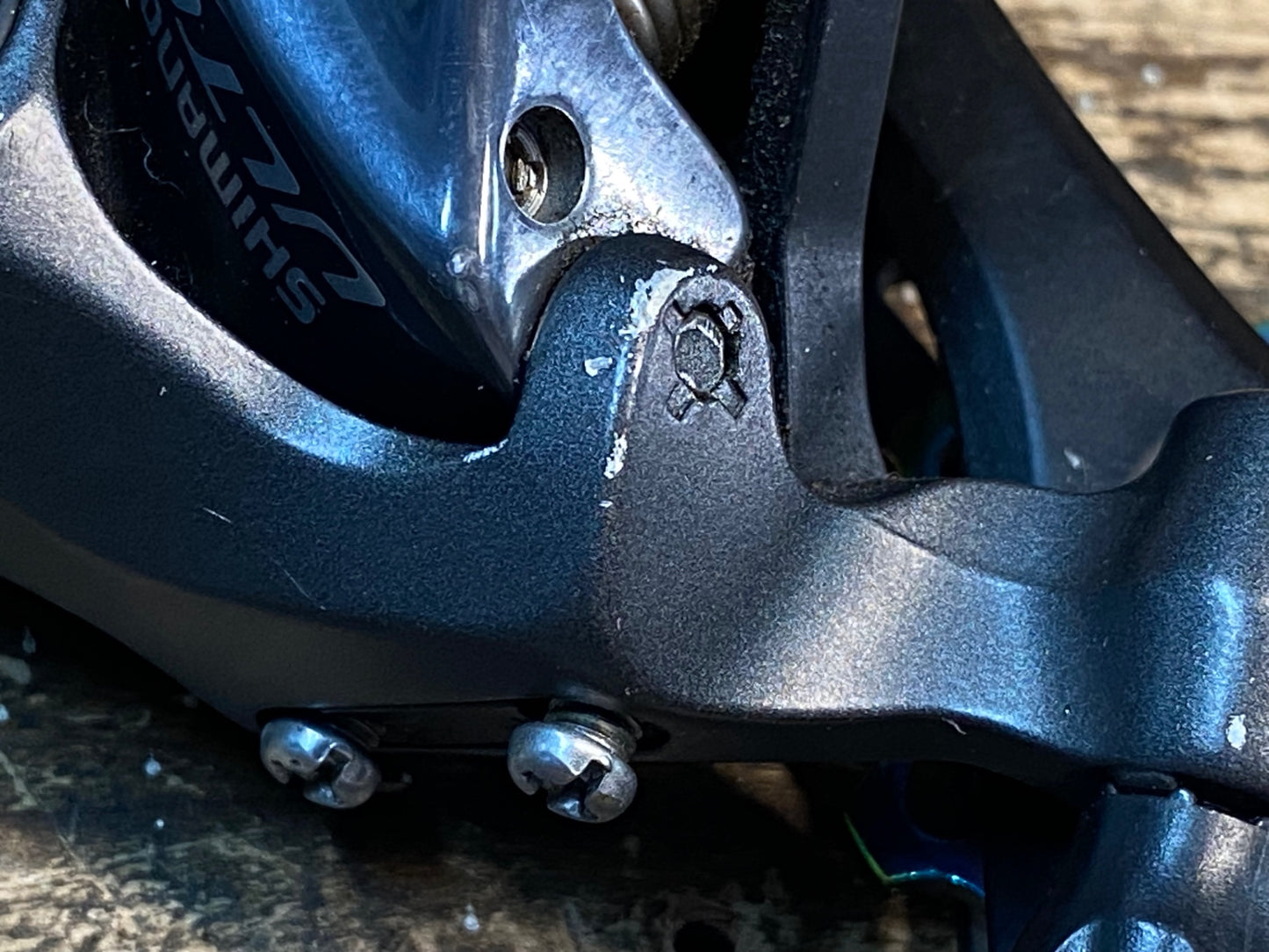 IZ394 シマノ SHIMANO アルテグラ RD-6800 SS リアディレイラー 11S ※プーリー非純正