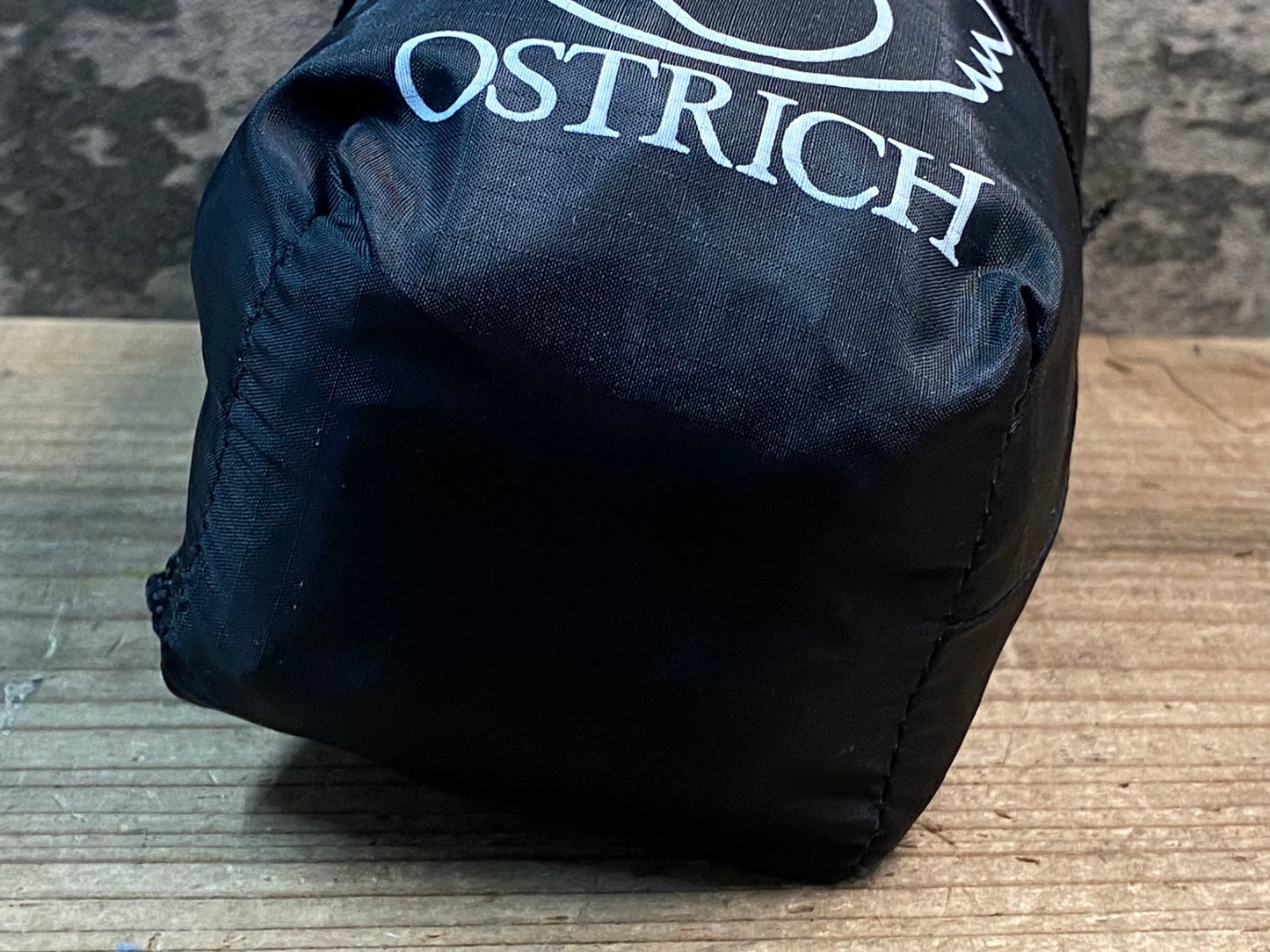 JA141 オーストリッチ OSTRICH 縦型 輪行袋 黒 スプロケカバー付属