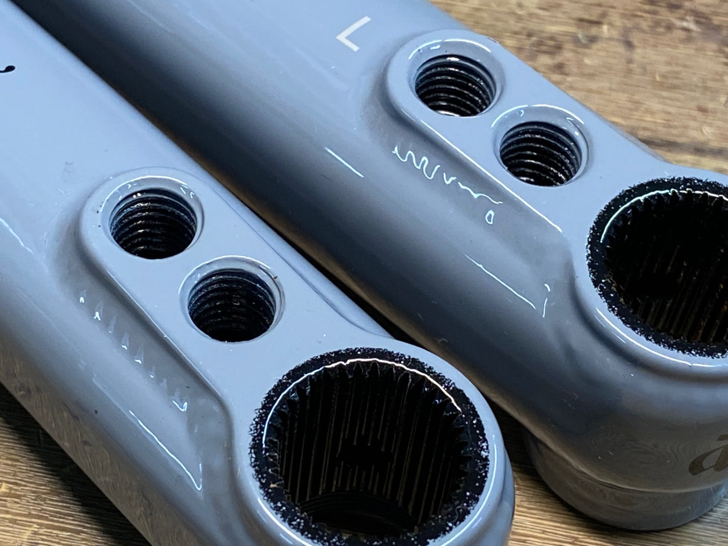 IV361 Deity components クランクアームセット 36 teeth axle 19m/m 153mm グレー