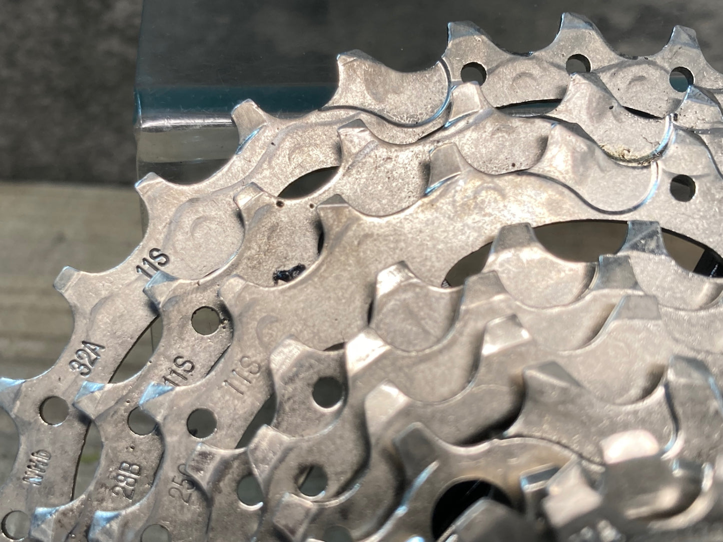 JB598 シマノ Shimano 105 CS-5800 スプロケット 11-32T 11s